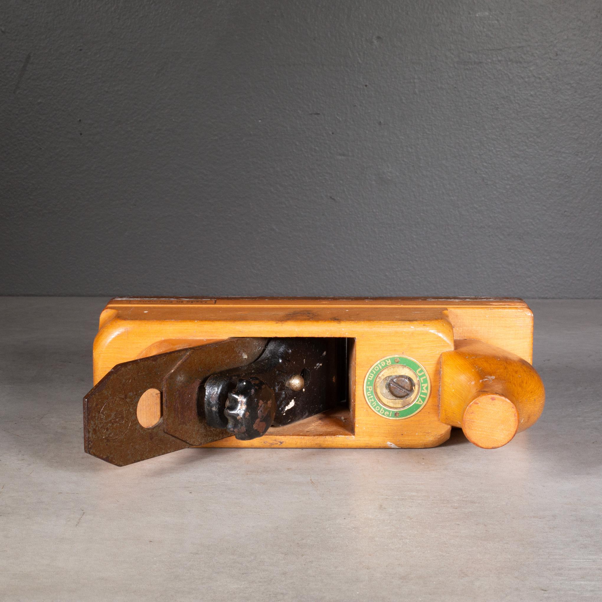Antique German Ulmia Carpenter's Toothing Wood Plane In Good Condition For Sale In San Francisco, CA