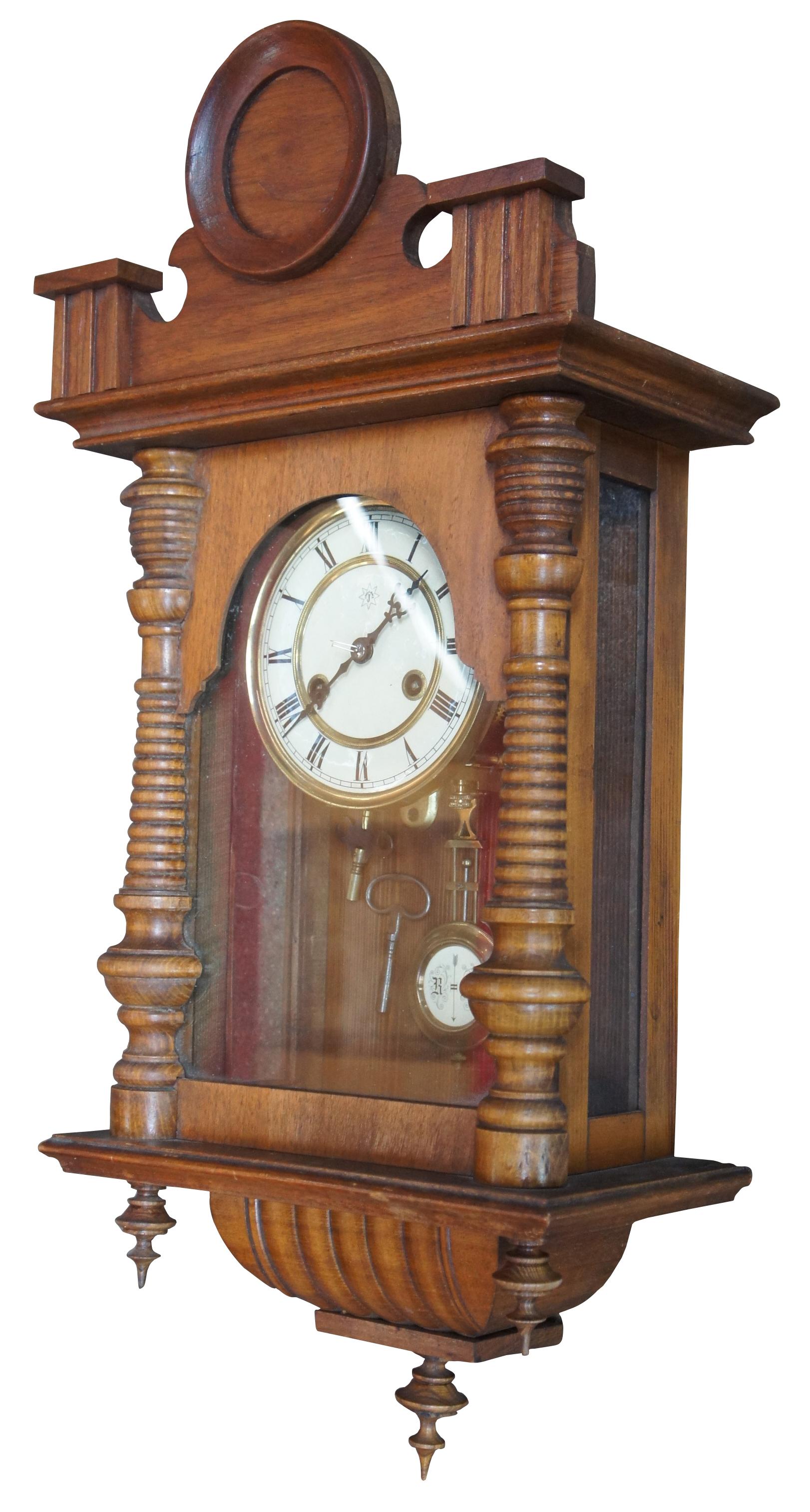 Antique German Victorian Junghans Vienna Regulator Walnut Wall Clock In Good Condition In Dayton, OH