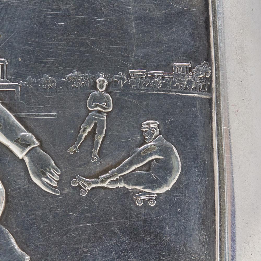 Début du 20ème siècle Ancien étui à cigarettes allemand WMF pour patins à roulettes en vente