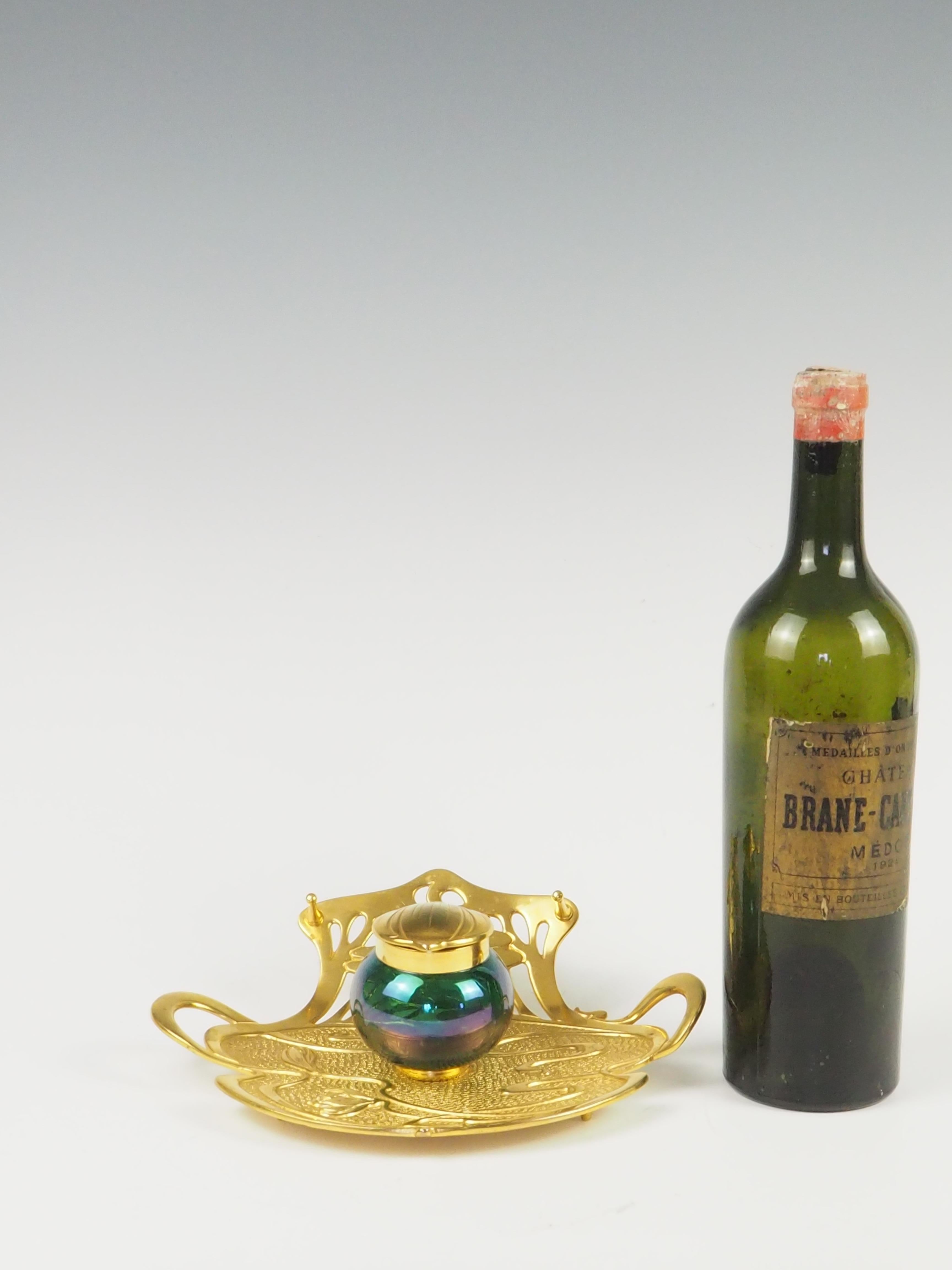 Antico calamaio viennese Geschutzt Art Nouveau in bronzo con vetro artistico In condizioni buone in vendita a Lincoln, GB