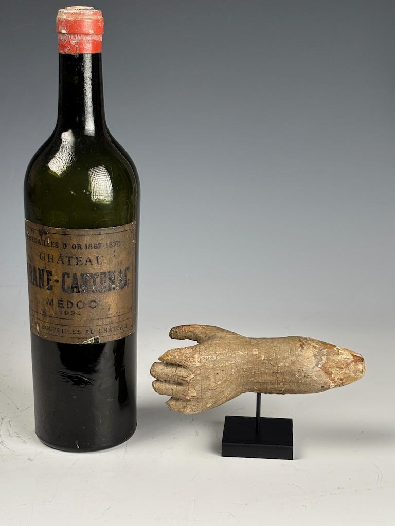 Antique Gesso-Painted Hand Fragment on Stand In Good Condition For Sale In Lincoln, GB