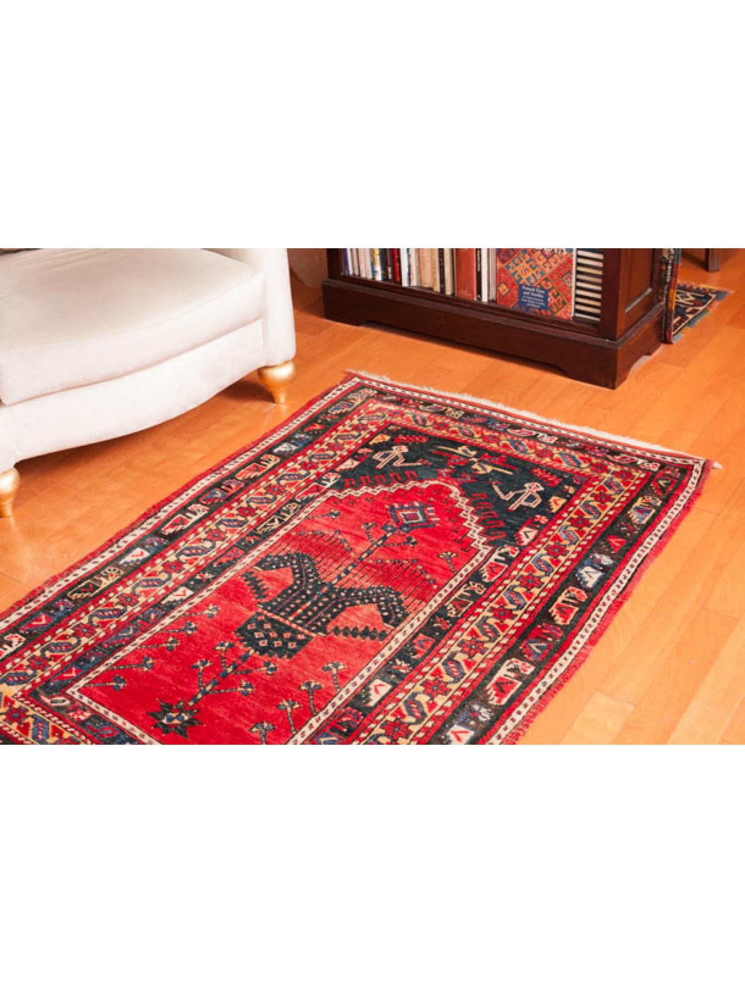20th Century Antique Ghiordes Prayer Rug Western Anatolian Turkish Mihrab Carpet Rare Design For Sale