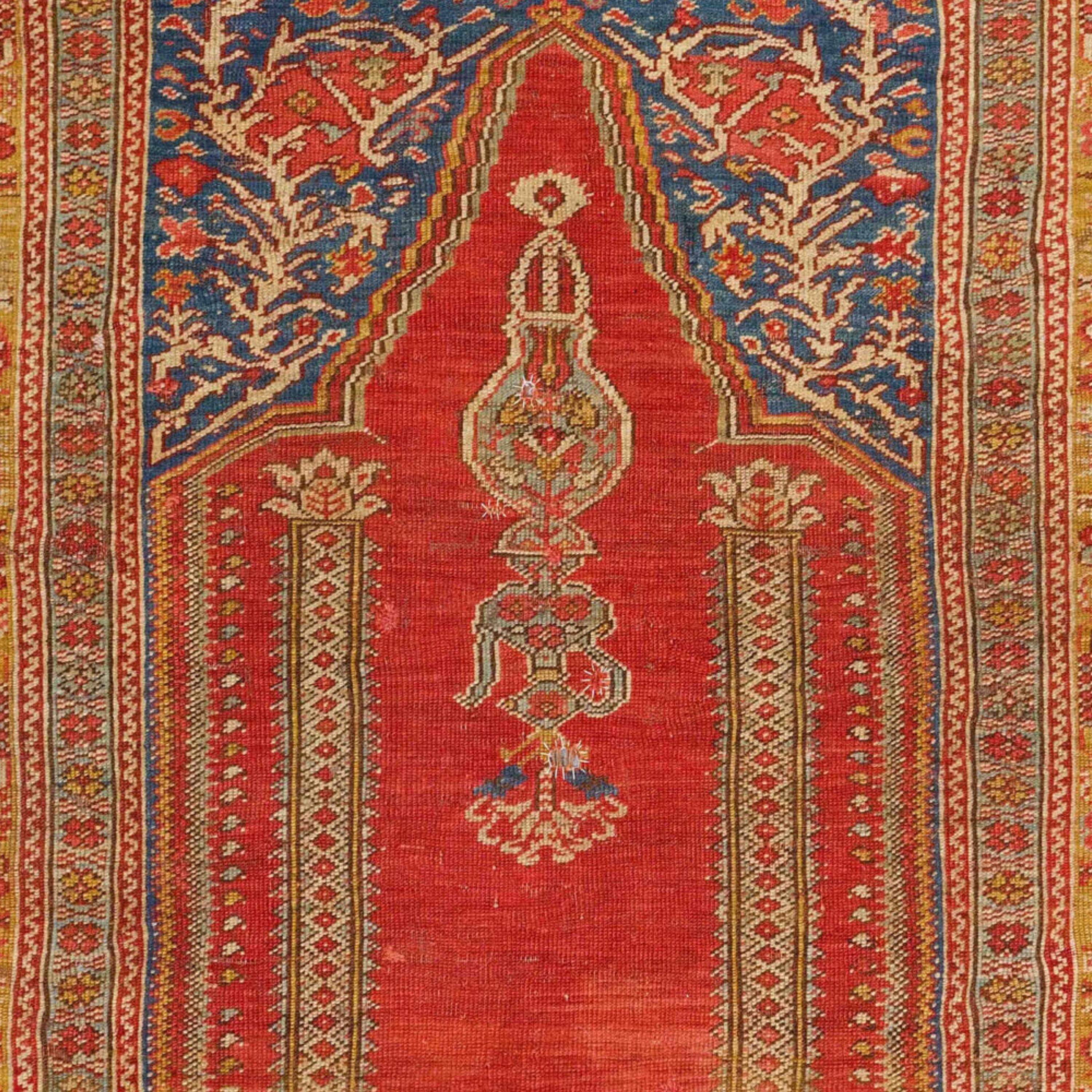 Antiker Ghiordes-Teppich - Anatolischer Ghiordes-Teppich aus dem 18. Jahrhundert, Anatolischer Teppich (Türkisch) im Angebot