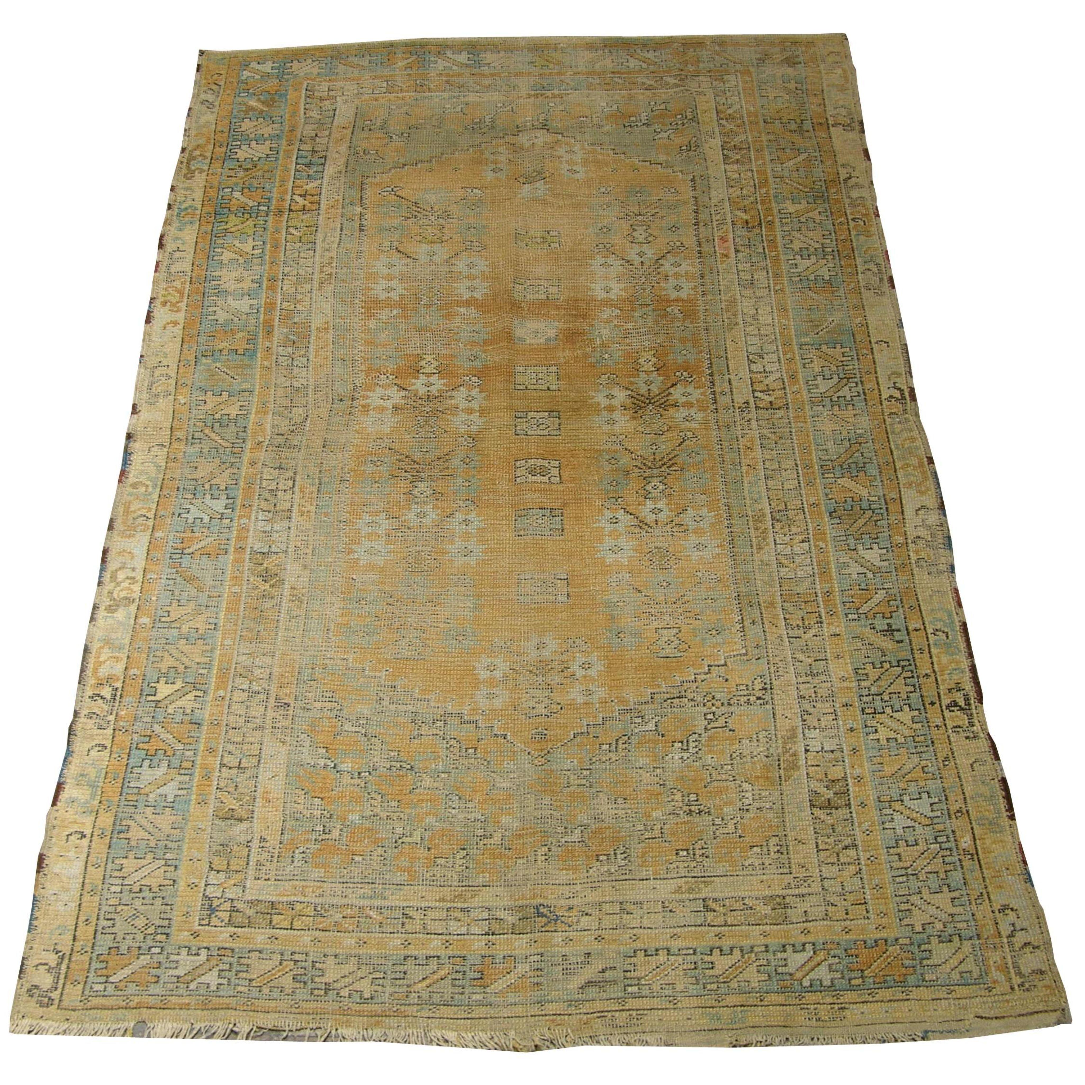 Antique Ghiordes Rug 6.3x4 In Good Condition For Sale In Los Angeles, US