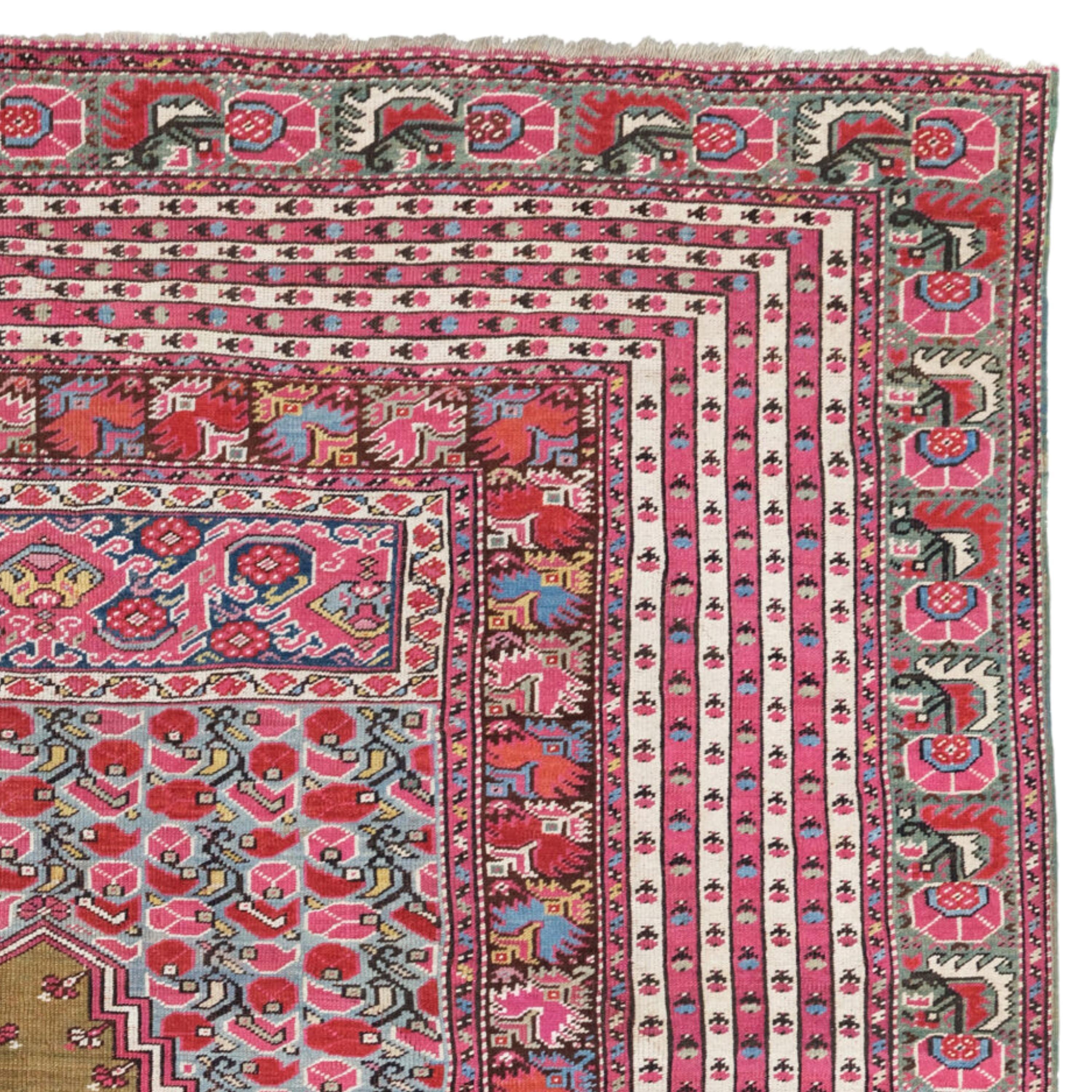 Antique Ghiordes Rug - Circa 1840’s, Anatolian Rug In Good Condition For Sale In Sultanahmet, 34