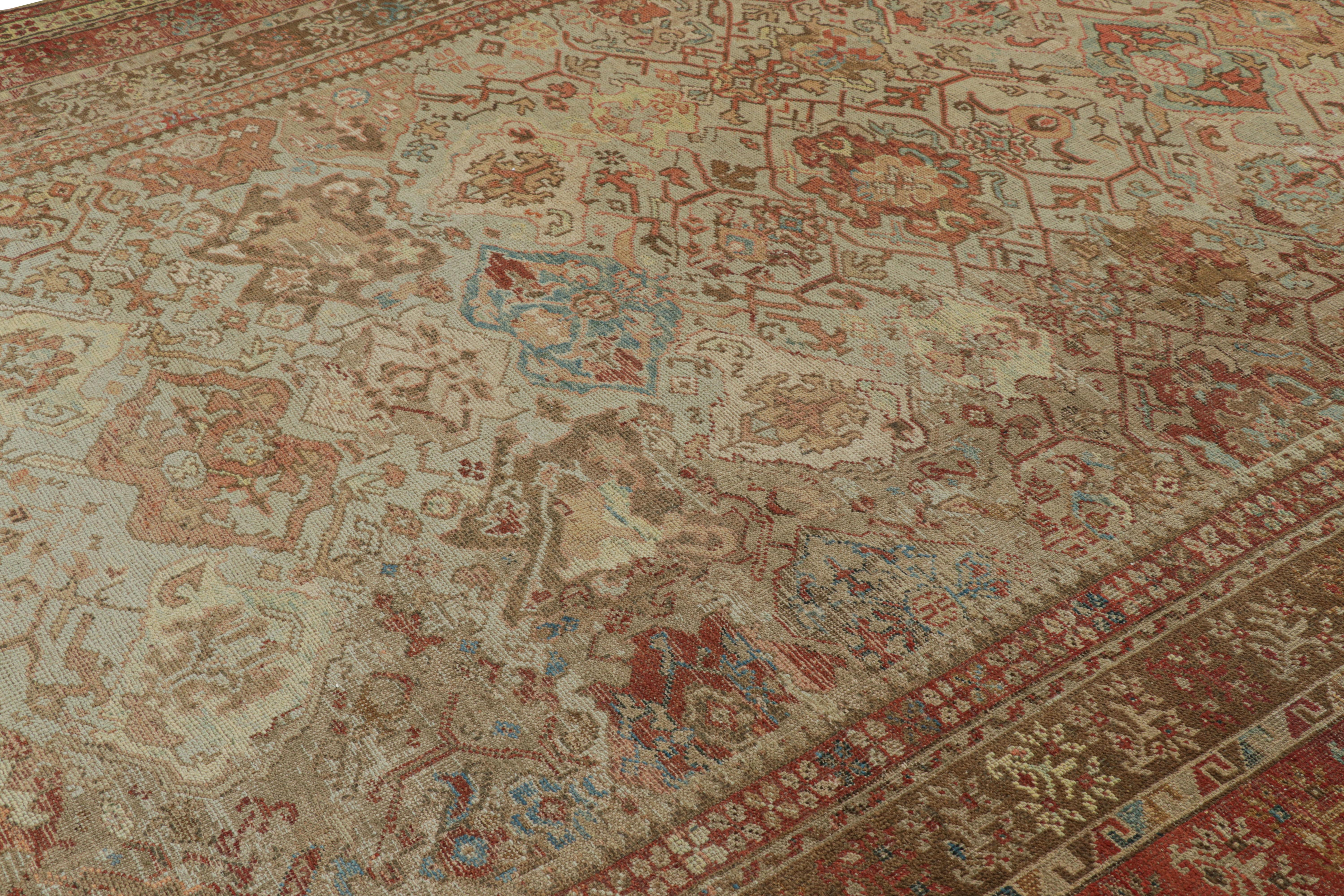 Noué à la main en laine et originaire de Turquie vers 1910-1920, ce tapis ancien 9x11 provient de la région de Ghiordes, dans l'ancienne Anatolie, réputée parmi les familles de tapis classiques et traditionnels pour son histoire artisanale. 

Sur le