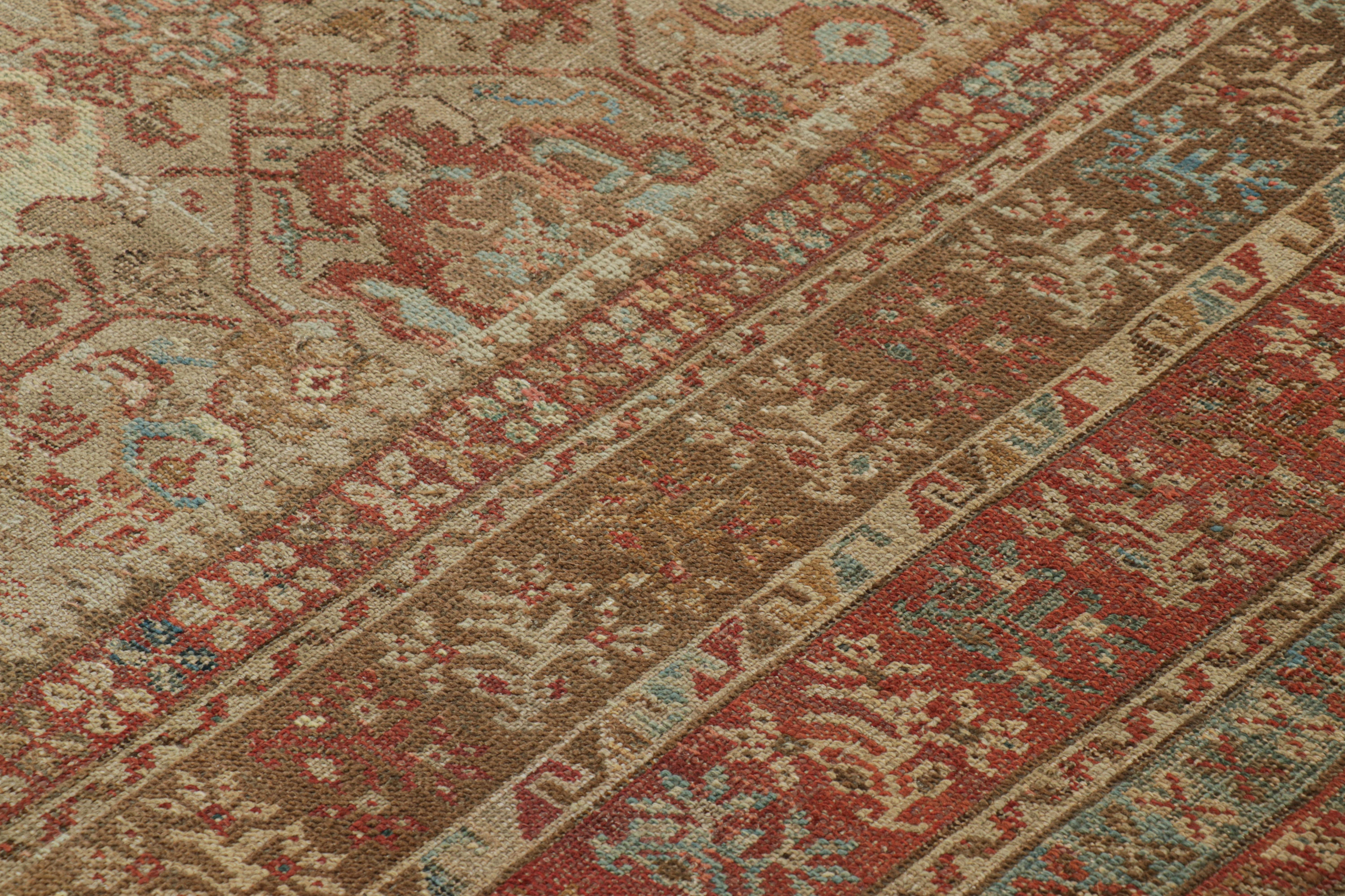 Turc Tapis Ghiordes antique à motifs floraux beiges, rouges et bleus de Rug & Kilim en vente