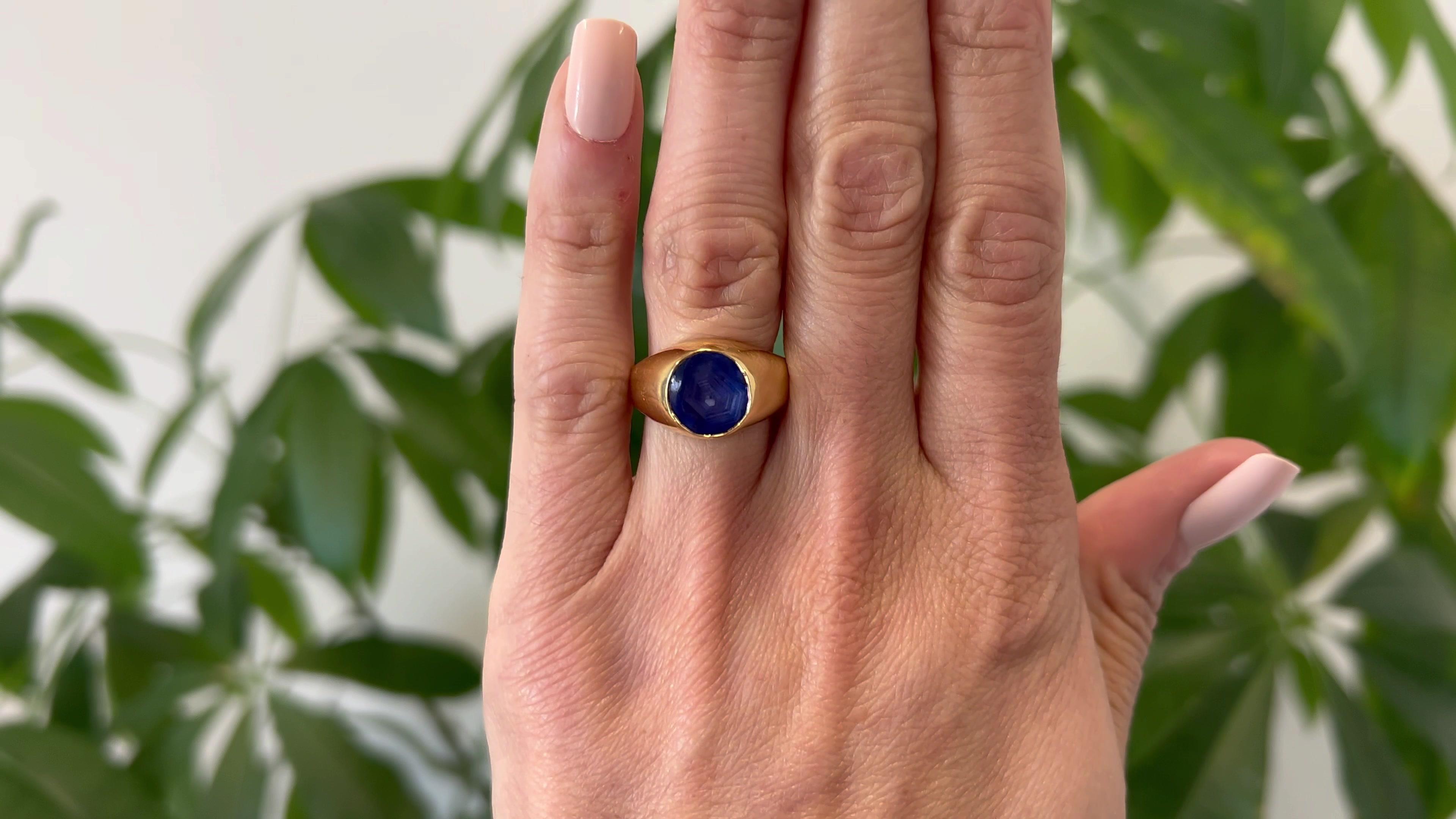 Antiker GIA 4,93 Karat Burma unbehandelter Saphir 18k Gold Lünette gefasster Solitär-Ring (Cabochon)