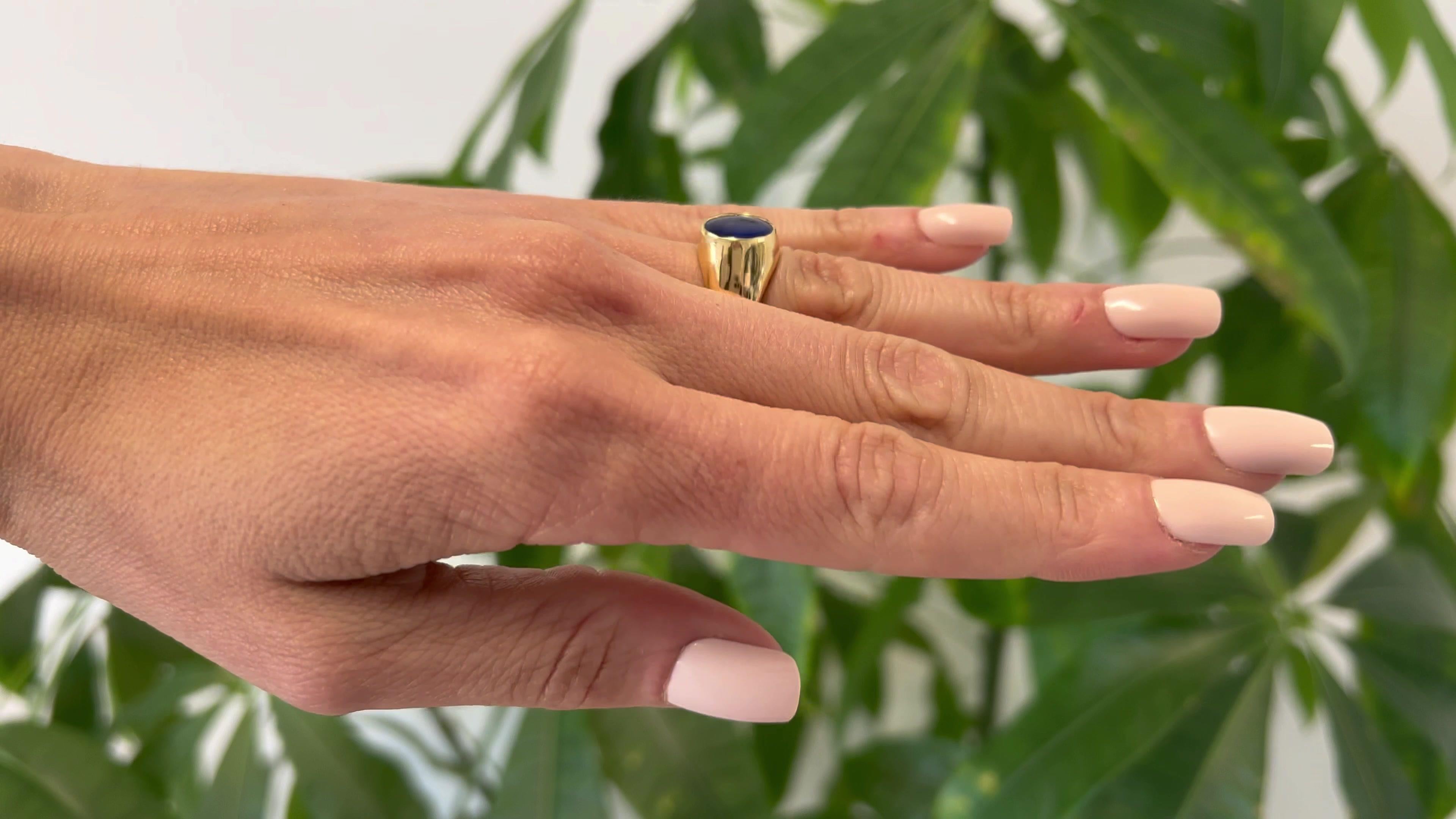 Antiker GIA 4,93 Karat Burma unbehandelter Saphir 18k Gold Lünette gefasster Solitär-Ring im Zustand „Gut“ in Beverly Hills, CA