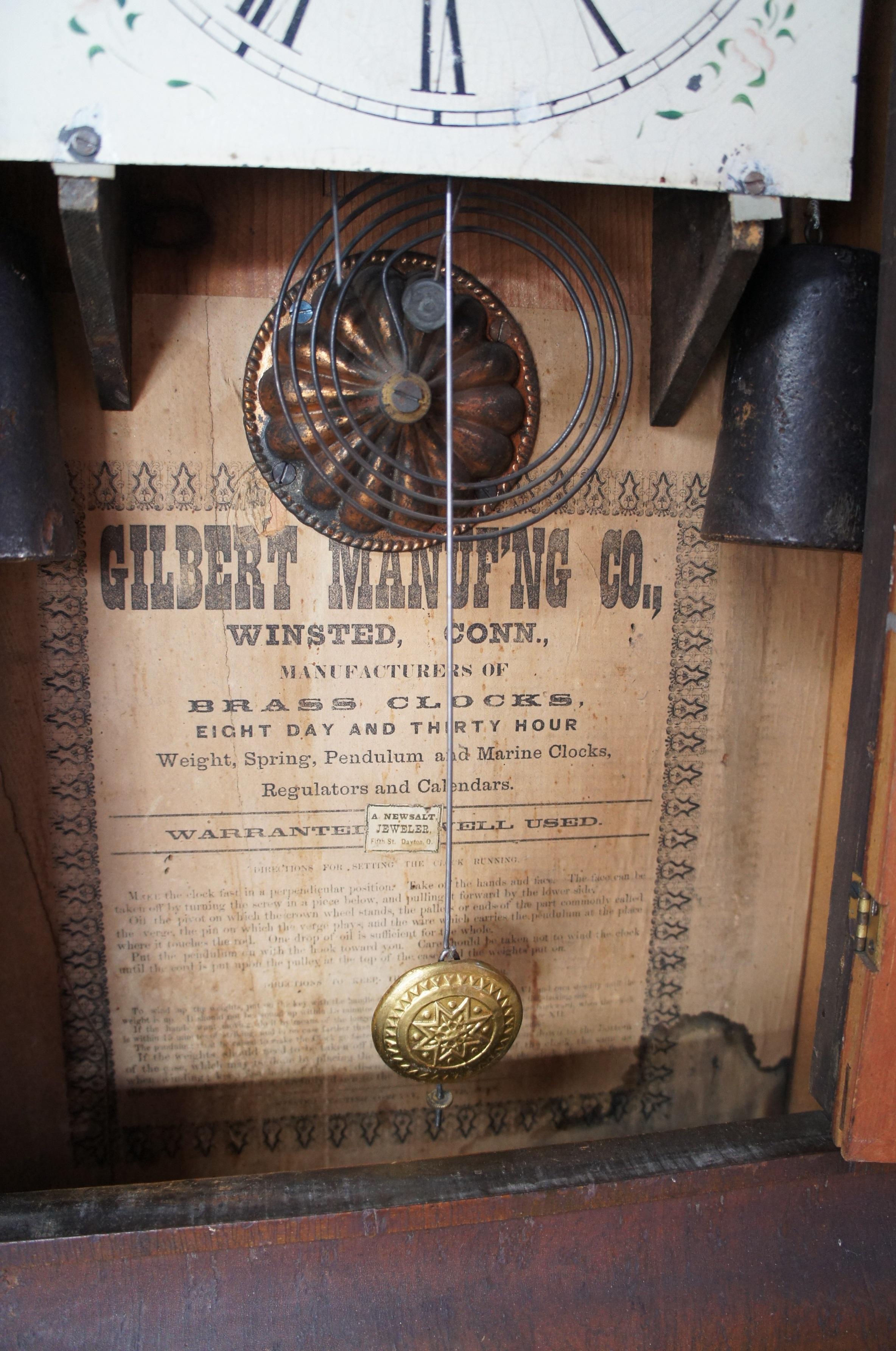 XIXe siècle Horloge de cheminée ancienne Gilbert Manufacturing American Empire en acajou 30 Hr en vente