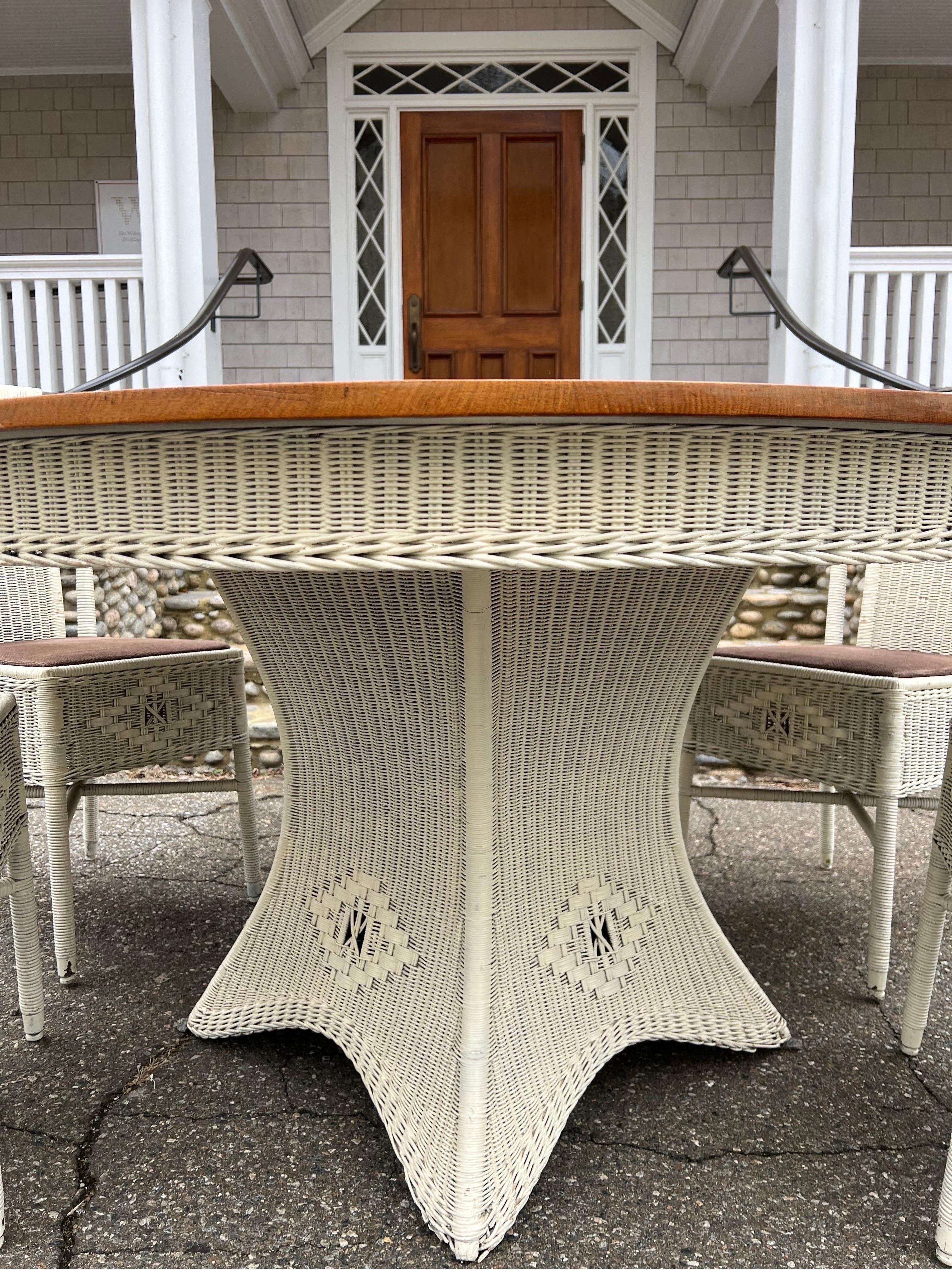 Antique Gilbert Prince Wicker Dining Set In Good Condition For Sale In Old Saybrook, CT