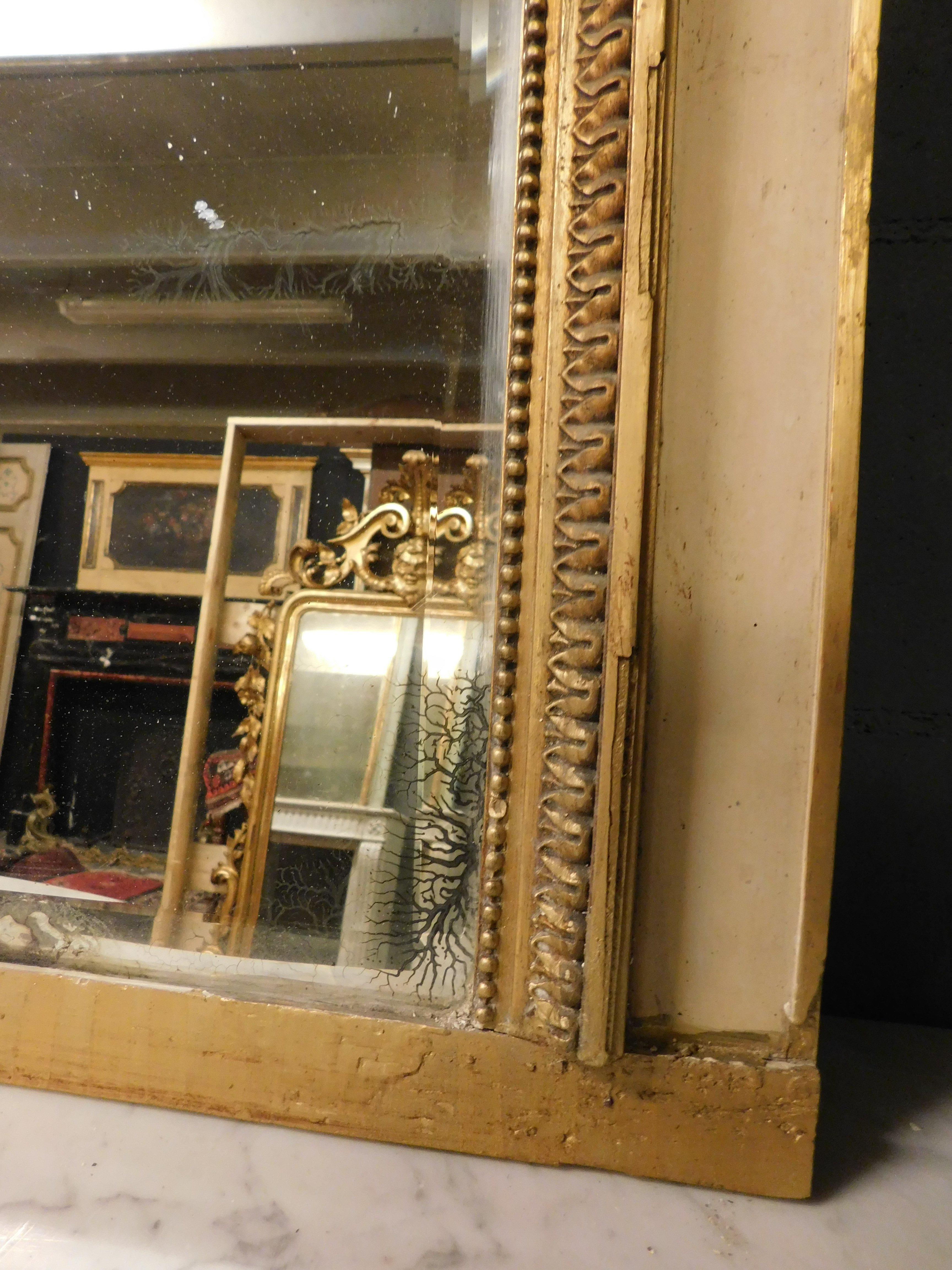 Antique Gilded and Hand-Lacquered Mirror, with Painting, 19th Century, Italy For Sale 1