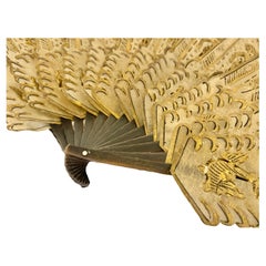 Antiker vergoldeter, durchbrochener Celluloid-Handfächer mit goldgemalten Figuren