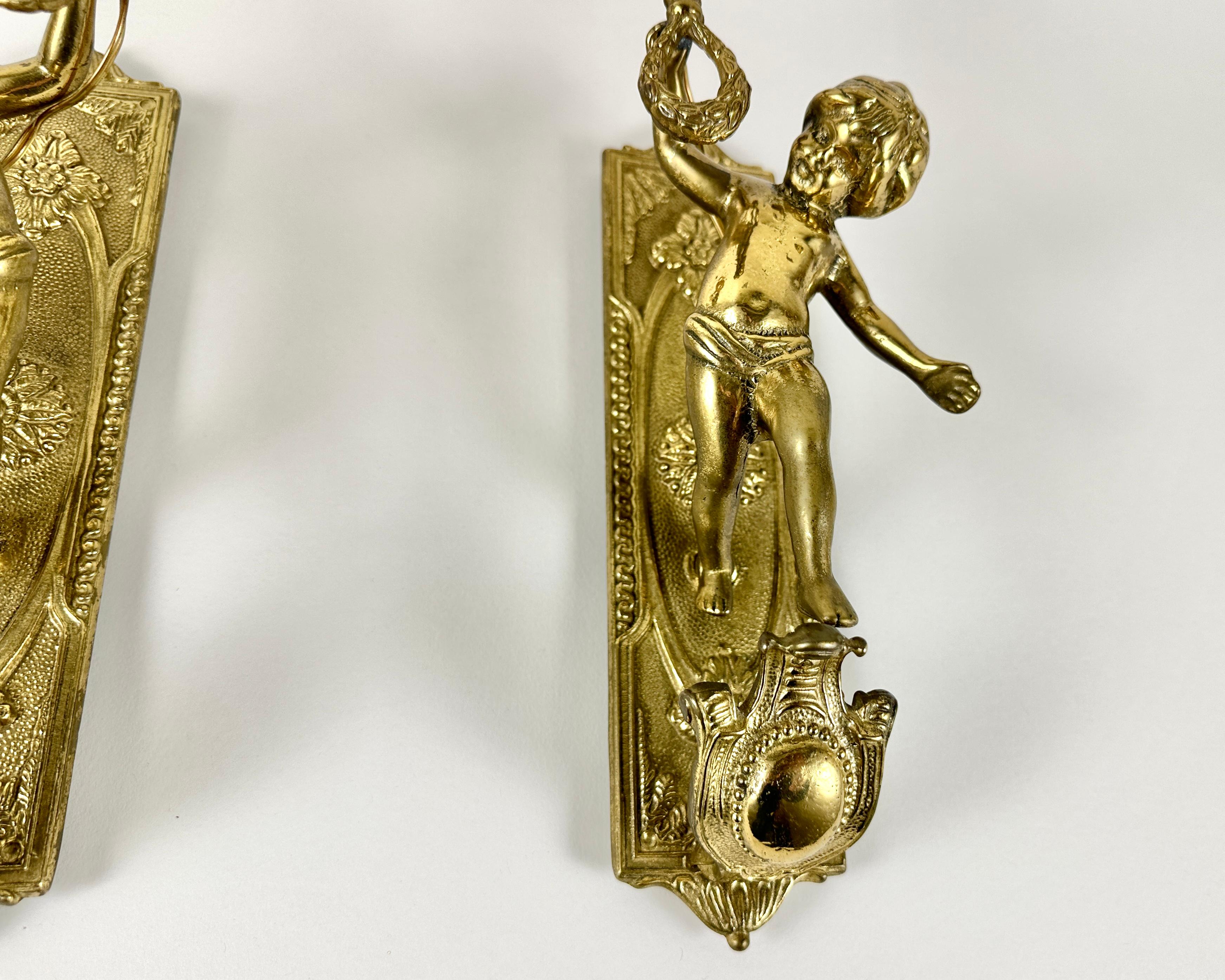 Early 20th Century Antique Gilded Bronze Angel Sconces Pair  Cherub Wall Lights Facing, France For Sale