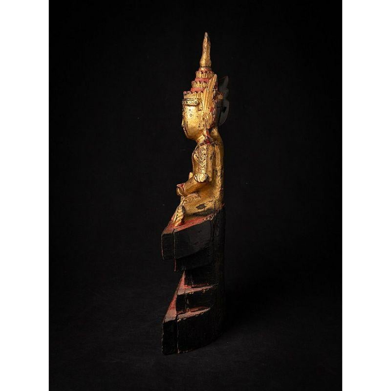 Antique Gilded Burmese Buddha Statue from Burma In Good Condition For Sale In DEVENTER, NL