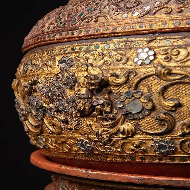 Antique Gilded Burmese Offering Vessel from Burma For Sale 2