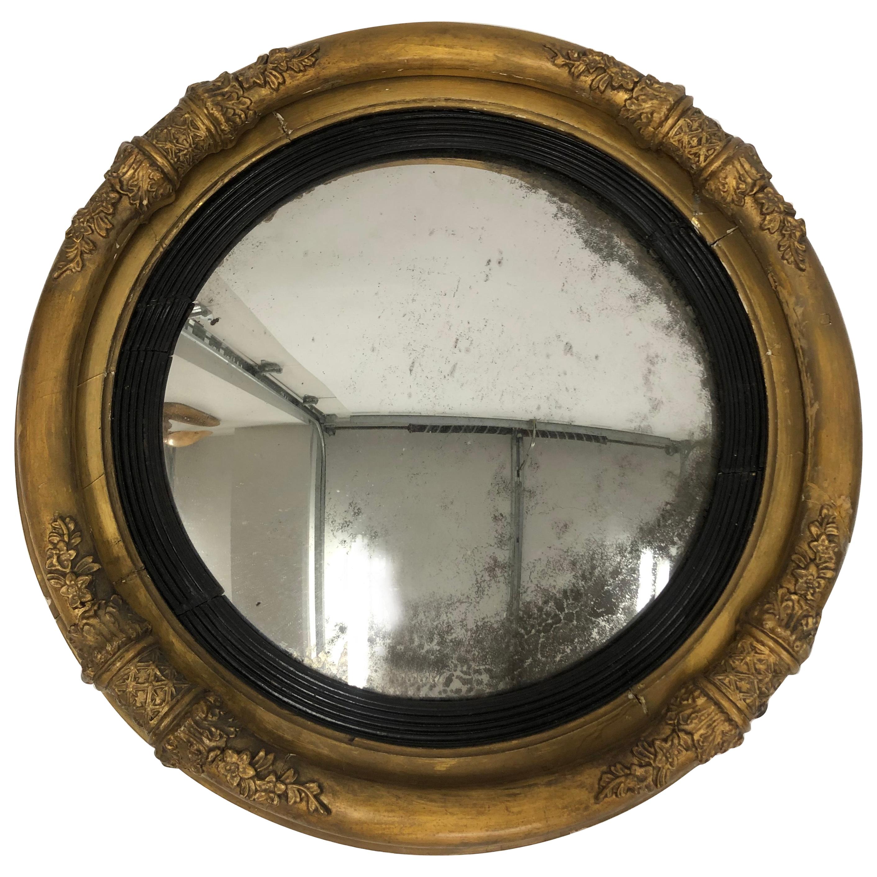 Miroir doré ancien