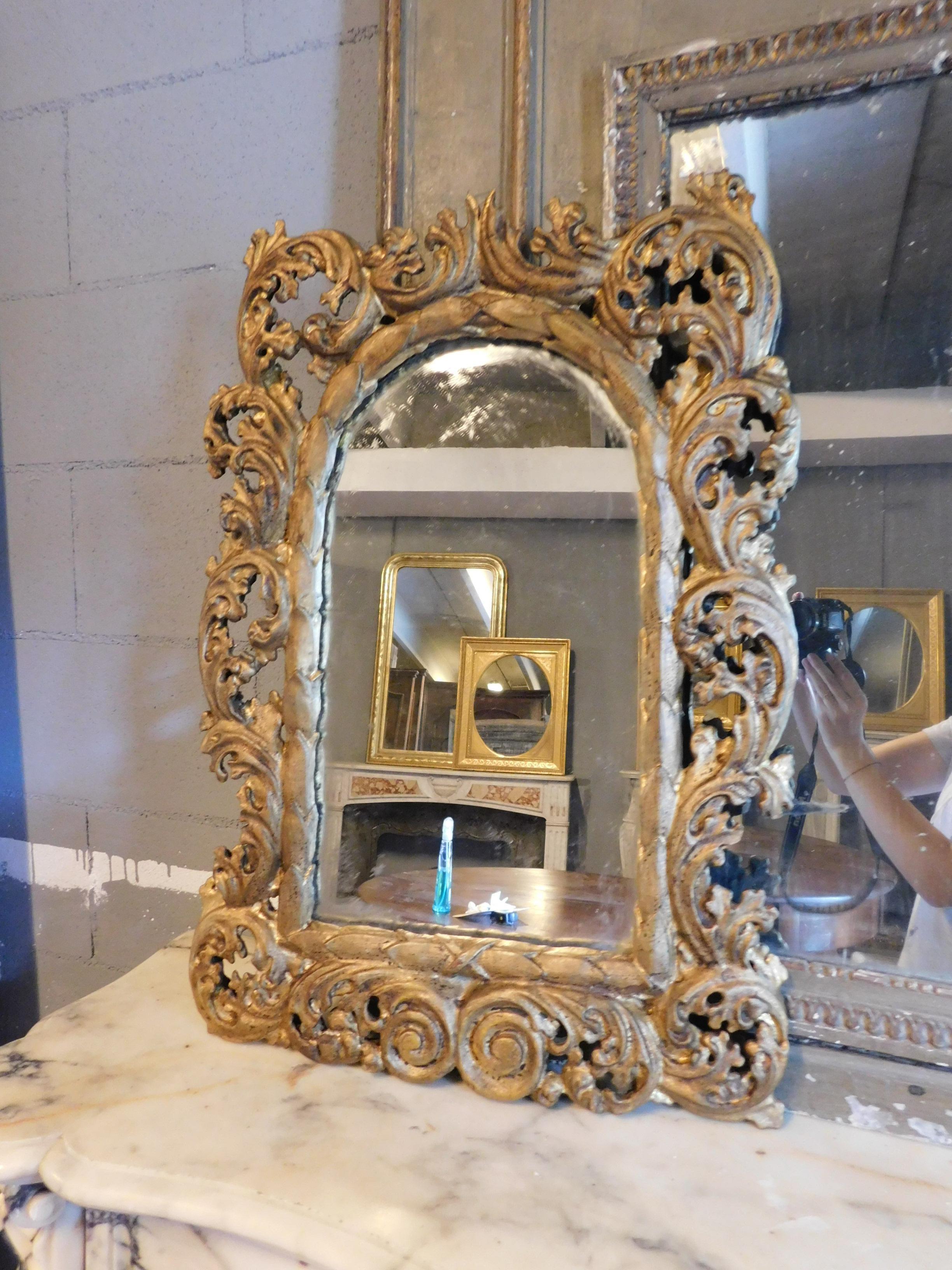 Italian Antique Gilded Mirror, Richly Carved, '700, Italy