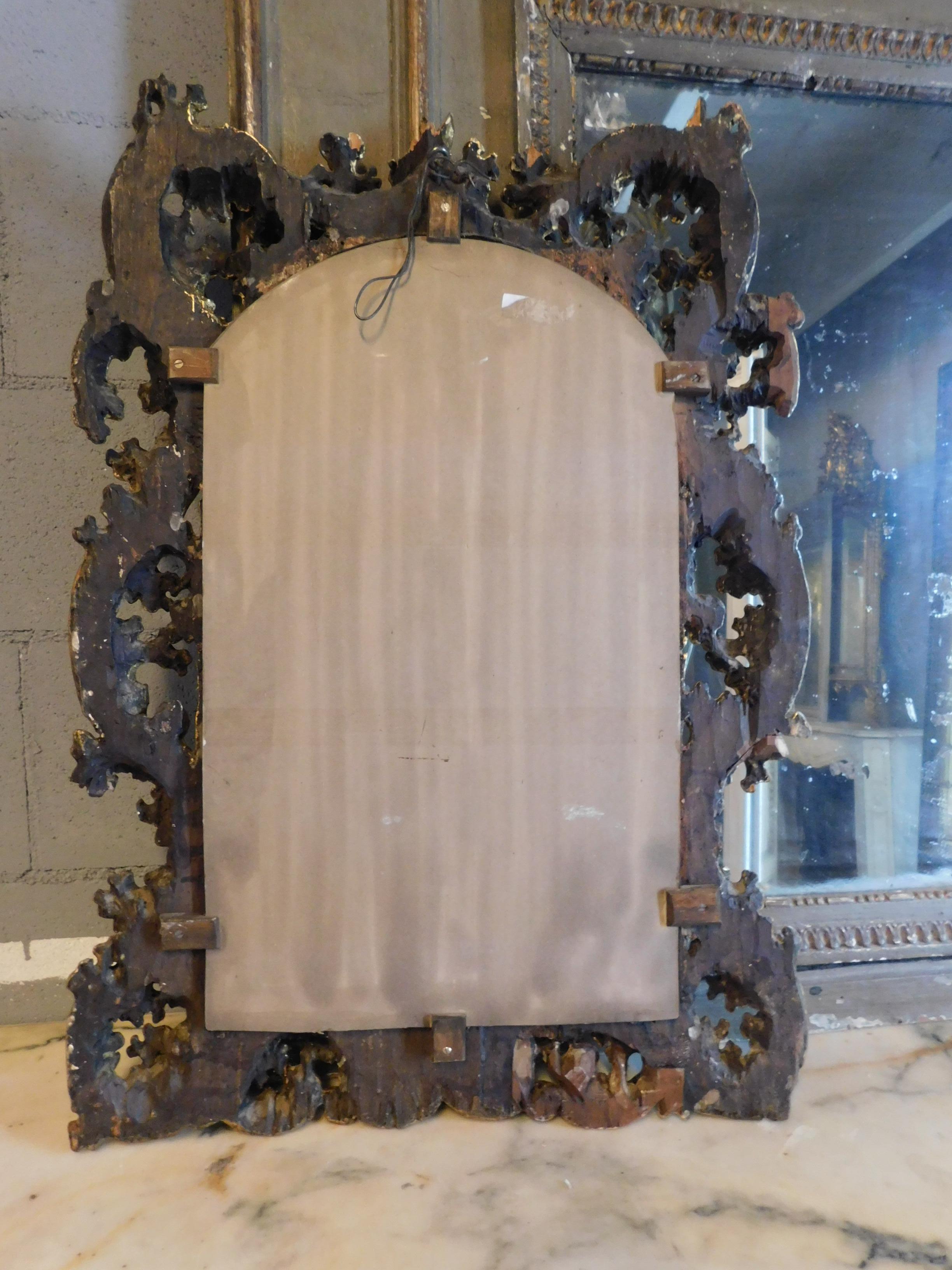 Mid-18th Century Antique Gilded Mirror, Richly Carved, '700, Italy