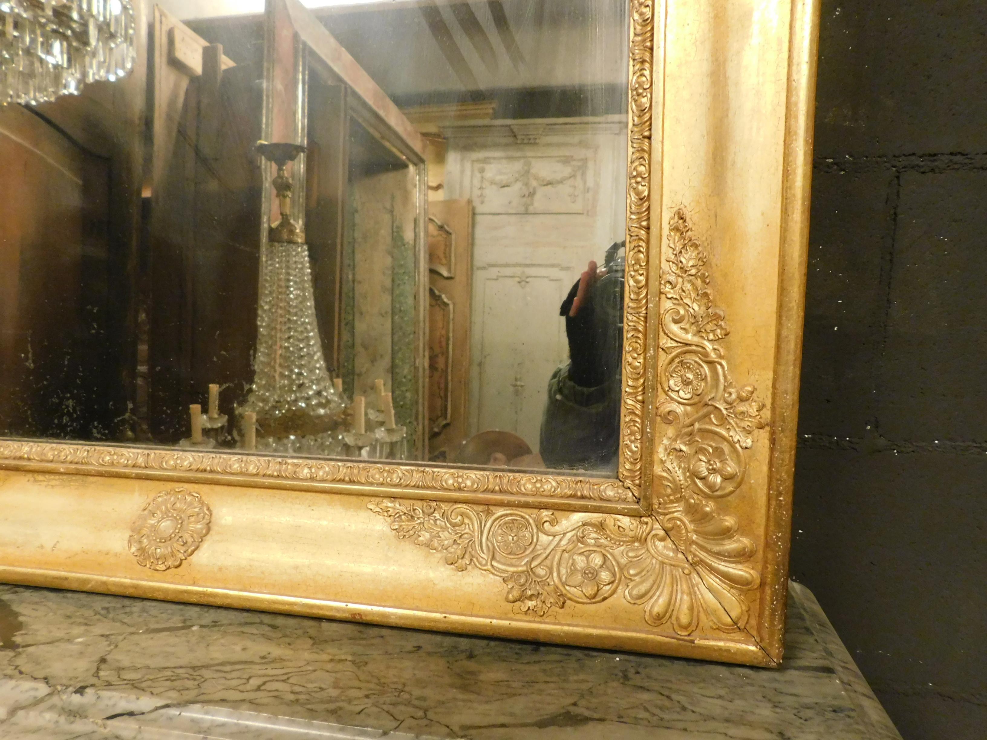 Gilt Antique Gilded Mirror with Decorations, Carlo X, Italy
