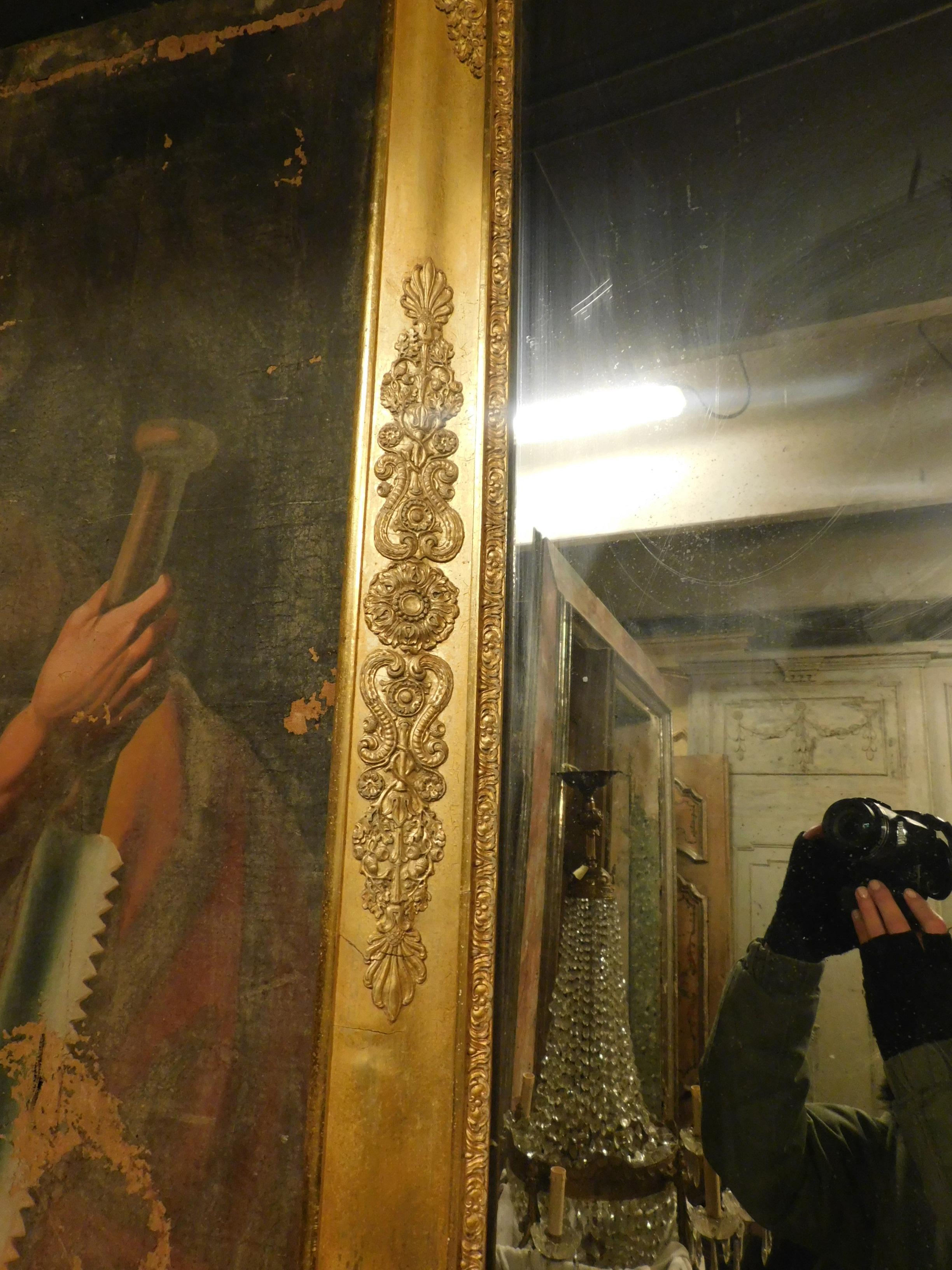 Early 19th Century Antique Gilded Mirror with Decorations, Carlo X, Italy