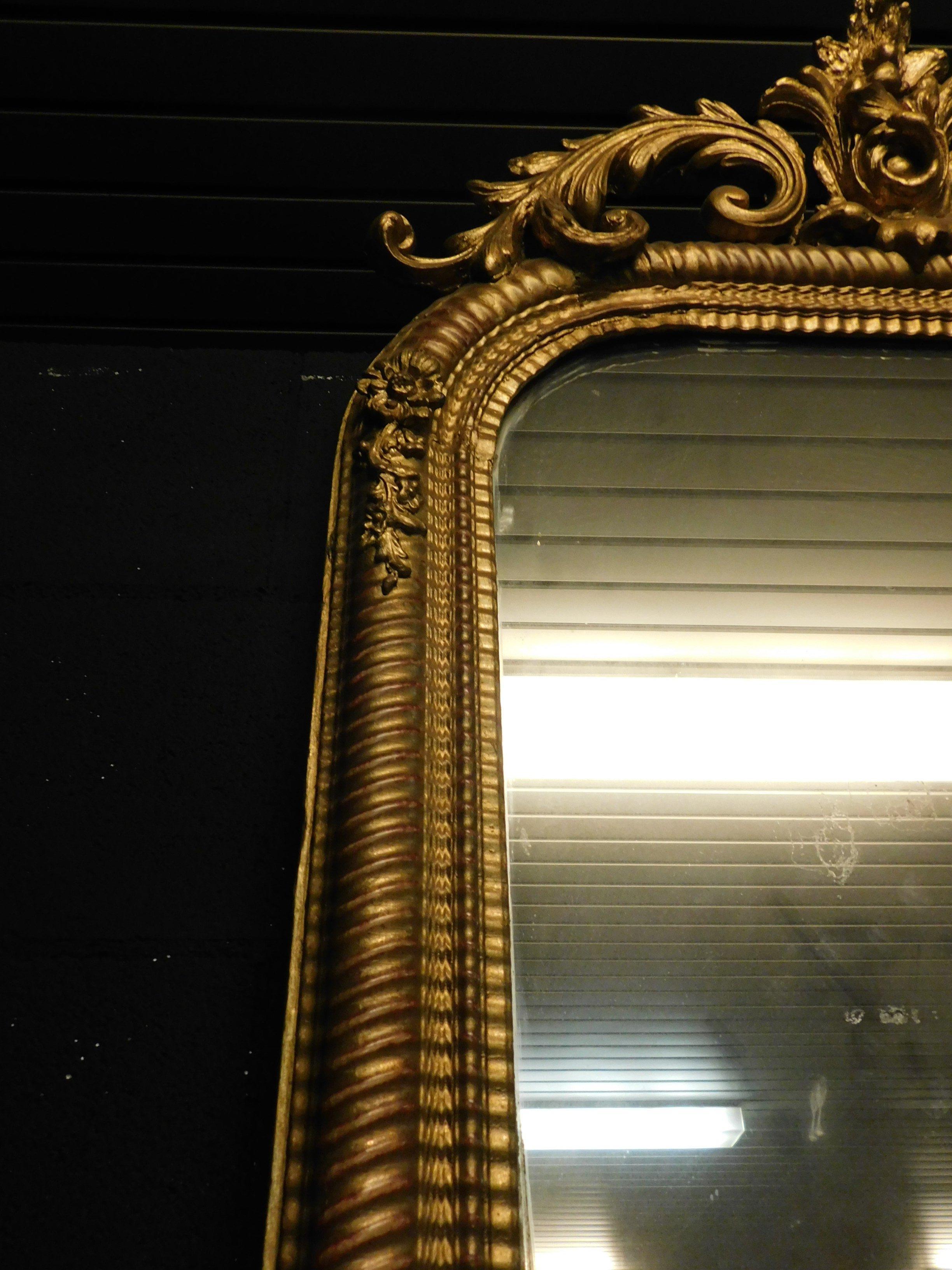Wood Antique Gilded Mirror with Sculpted Floreal Rib, 19th Century, Italy For Sale