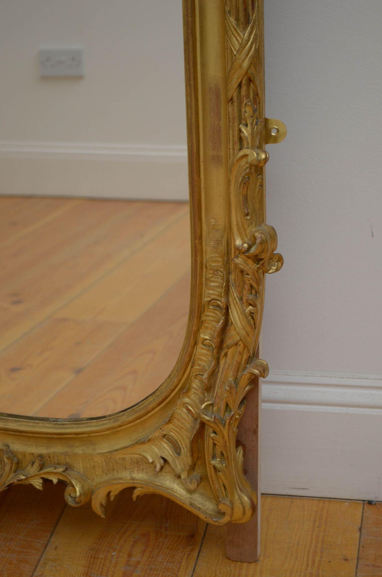 Miroir de pilier ancien doré, H168 cm en vente 8