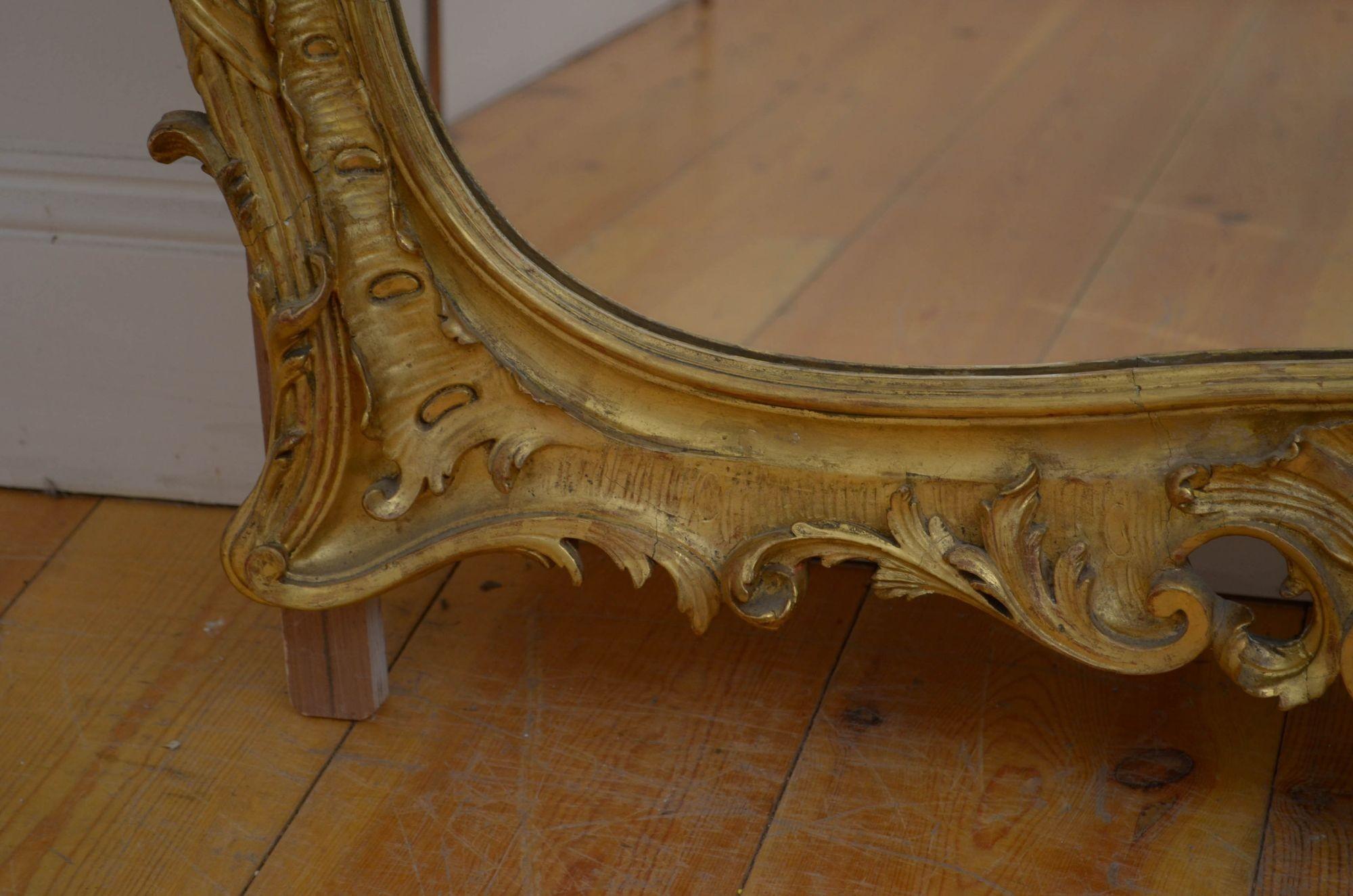 Miroir de pilier ancien doré, H168 cm en vente 11