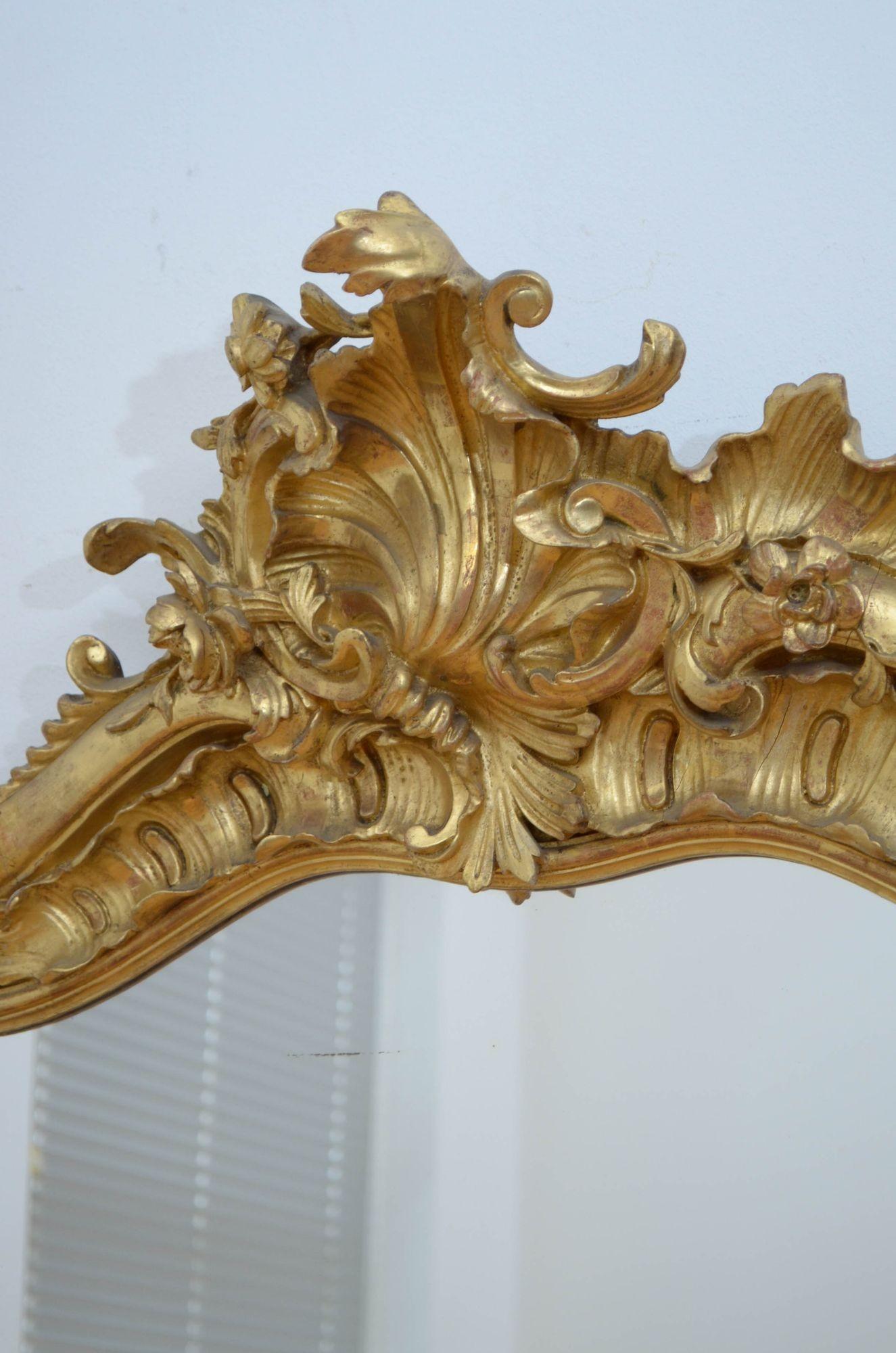 Miroir de pilier ancien doré, H168 cm en vente 1