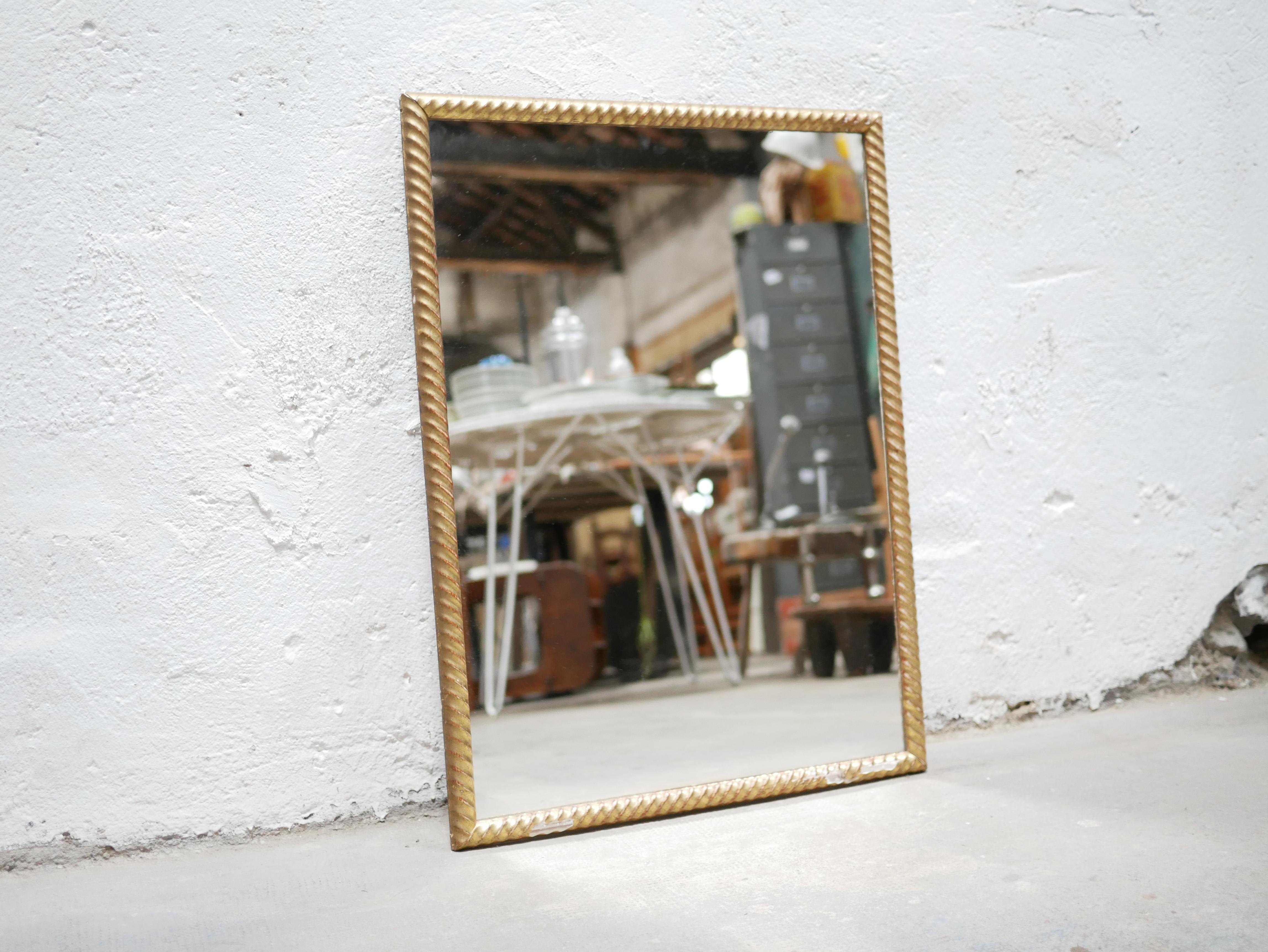 Antique gilded wood mirror 70cm x 52cm In Good Condition For Sale In AIGNAN, FR