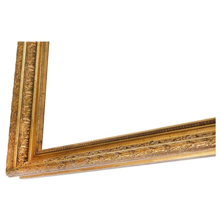 Marco antiguo de madera dorada Francés en venta