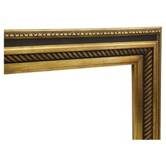 Antiker vergoldeter Holzrahmen mit schwarzer Passepartout