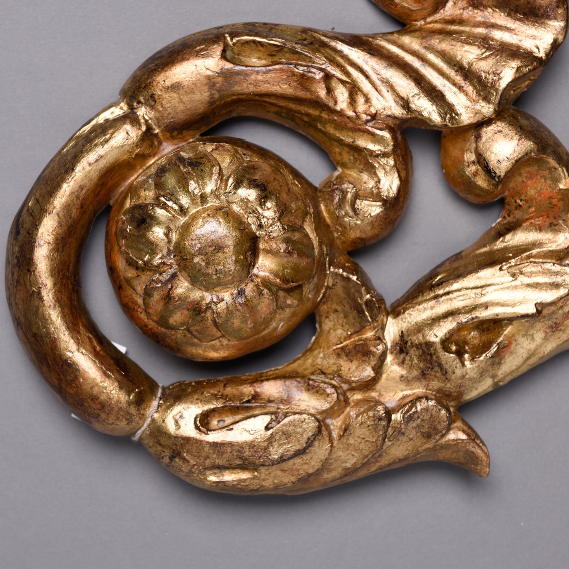 Baroque Frise ancienne en bois doré en vente