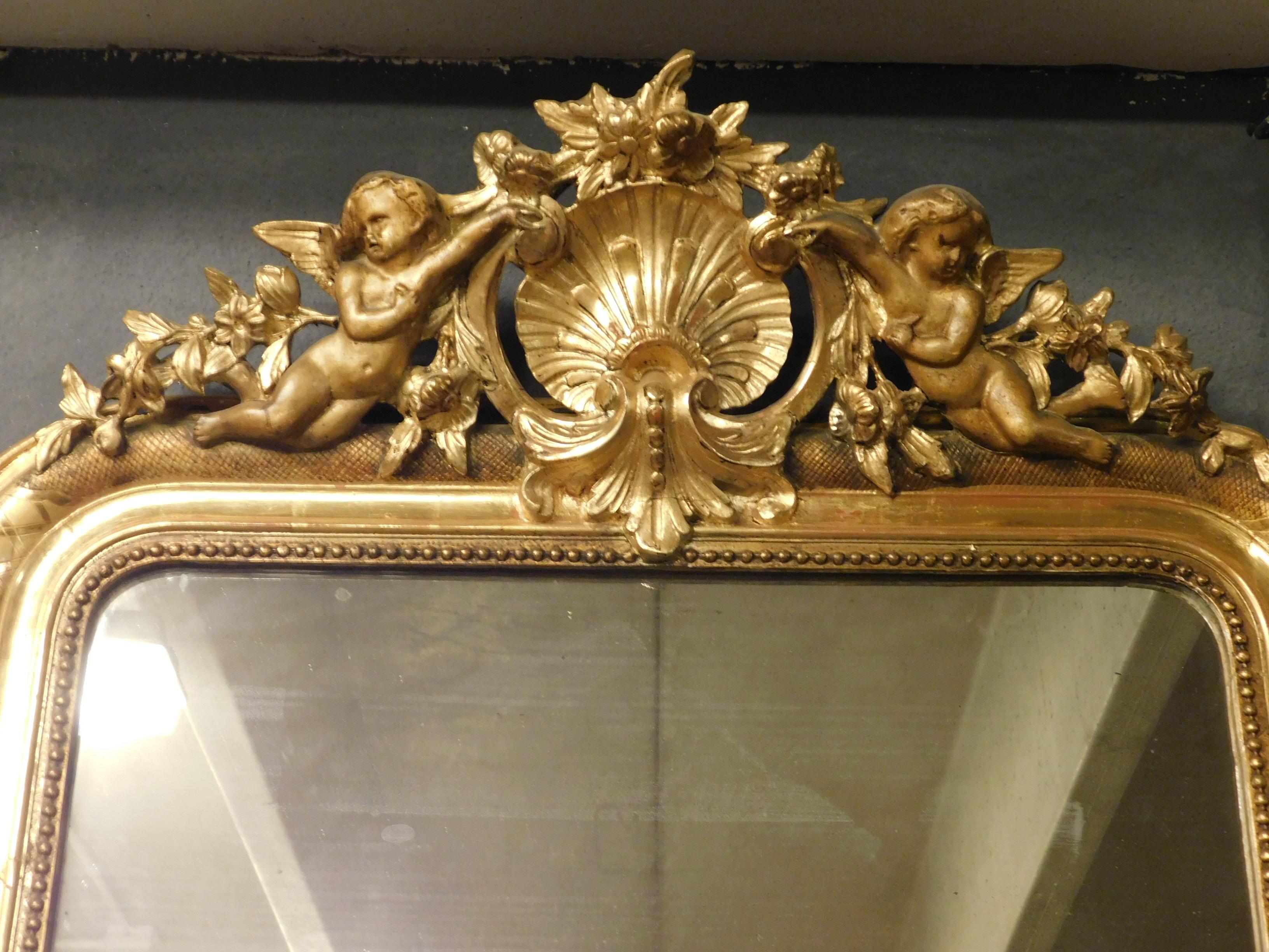 Antique Gilded Wooden Mirror with Cherubs and Carved Shell, Epoch, 1800, Italy 4