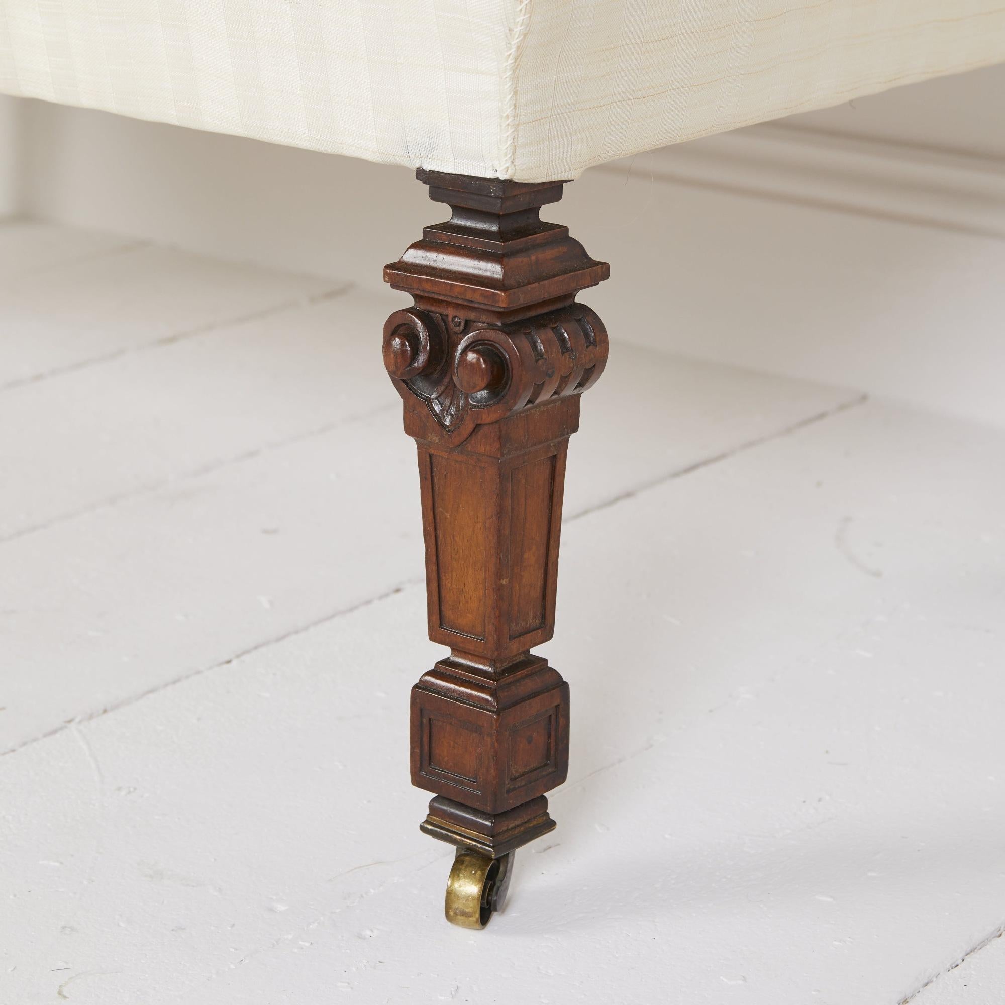 Tabourets anciens sur mesure à pieds Gillows en vente 8