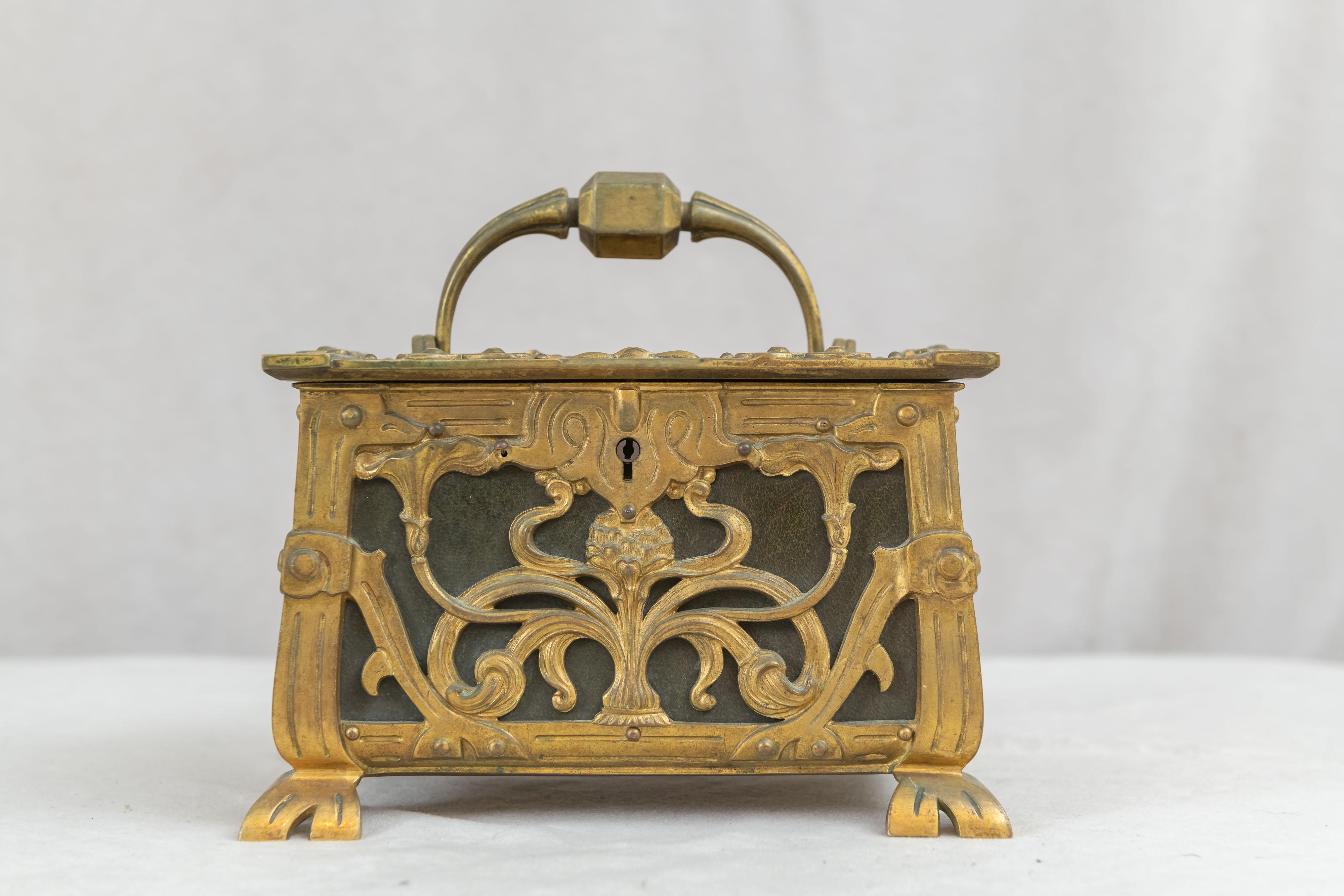 Antique Gilt Bronze Art Nouveau French Jewelry Box, ca 1900 3