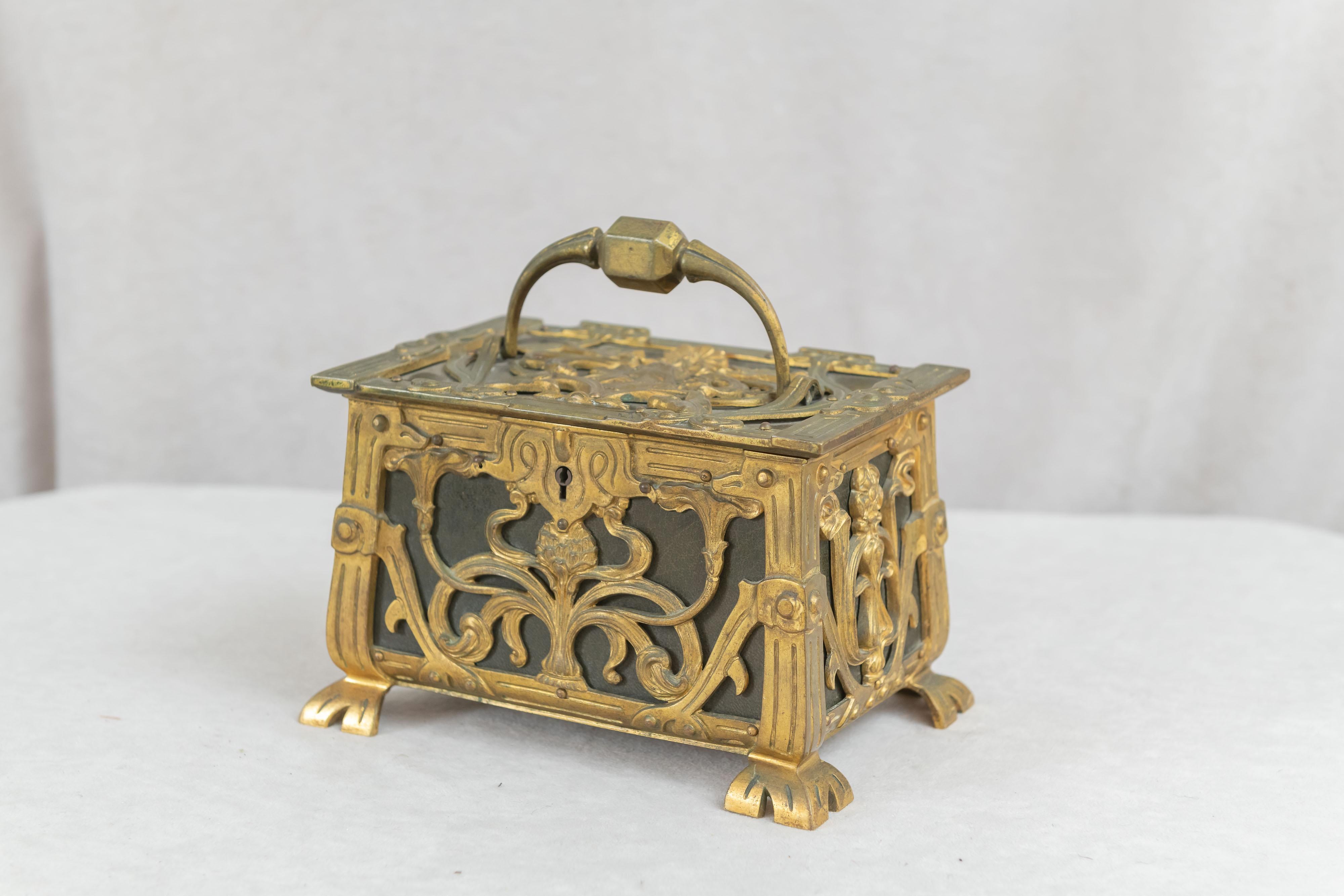 Antique Gilt Bronze Art Nouveau French Jewelry Box, ca 1900 1