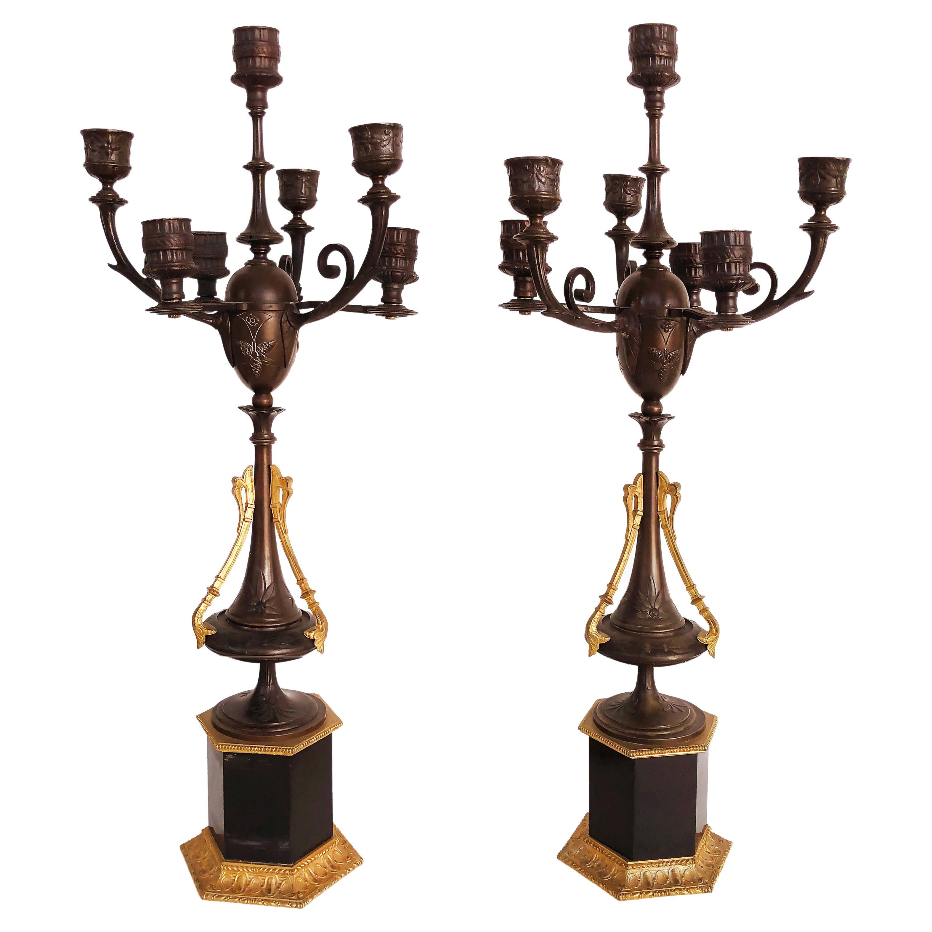 Candelabros de Bronce Dorado Antiguo con Bases de Granito, Pareja