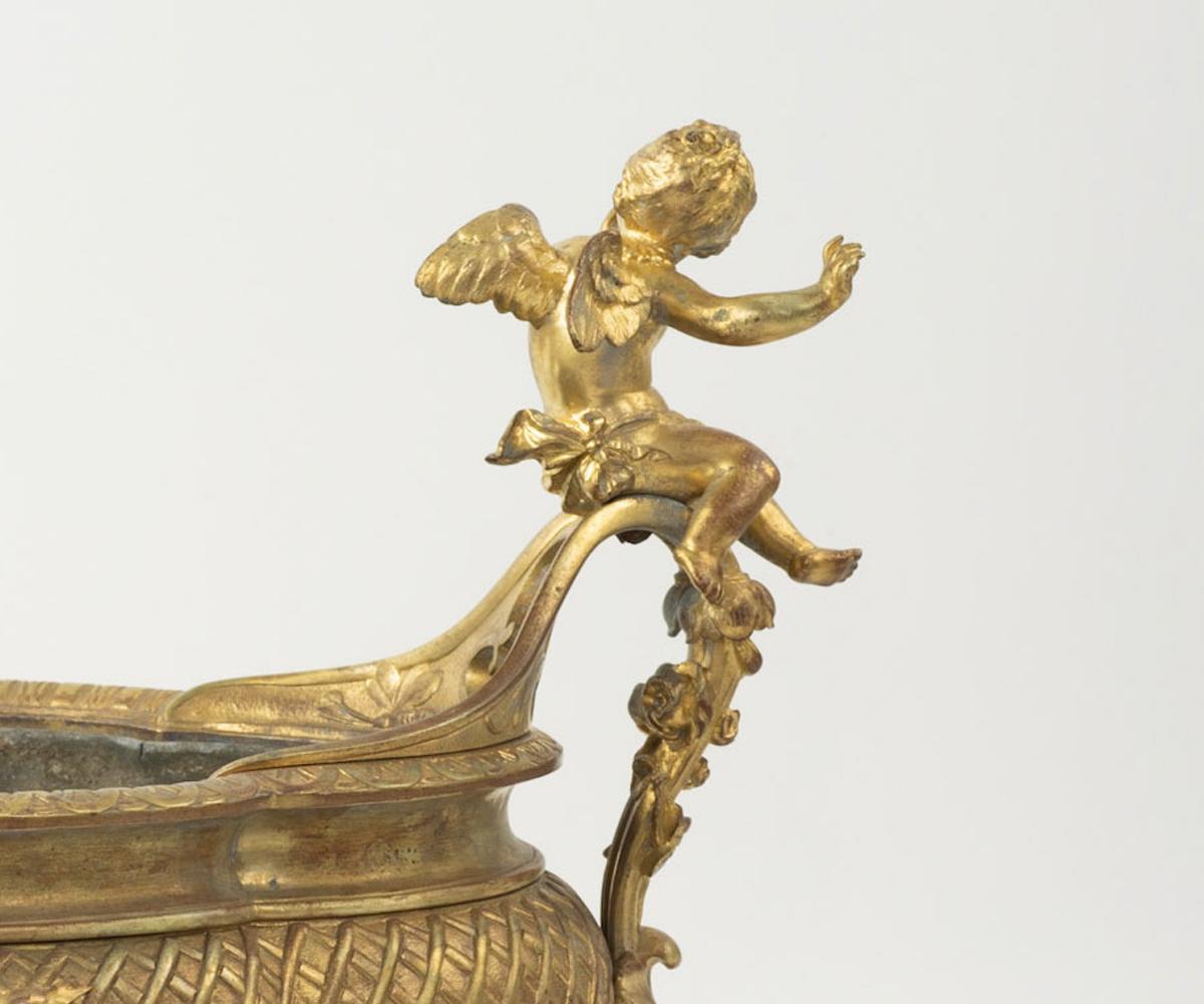 Antique Gilt Bronze Centerpiece with Angels For Sale 3