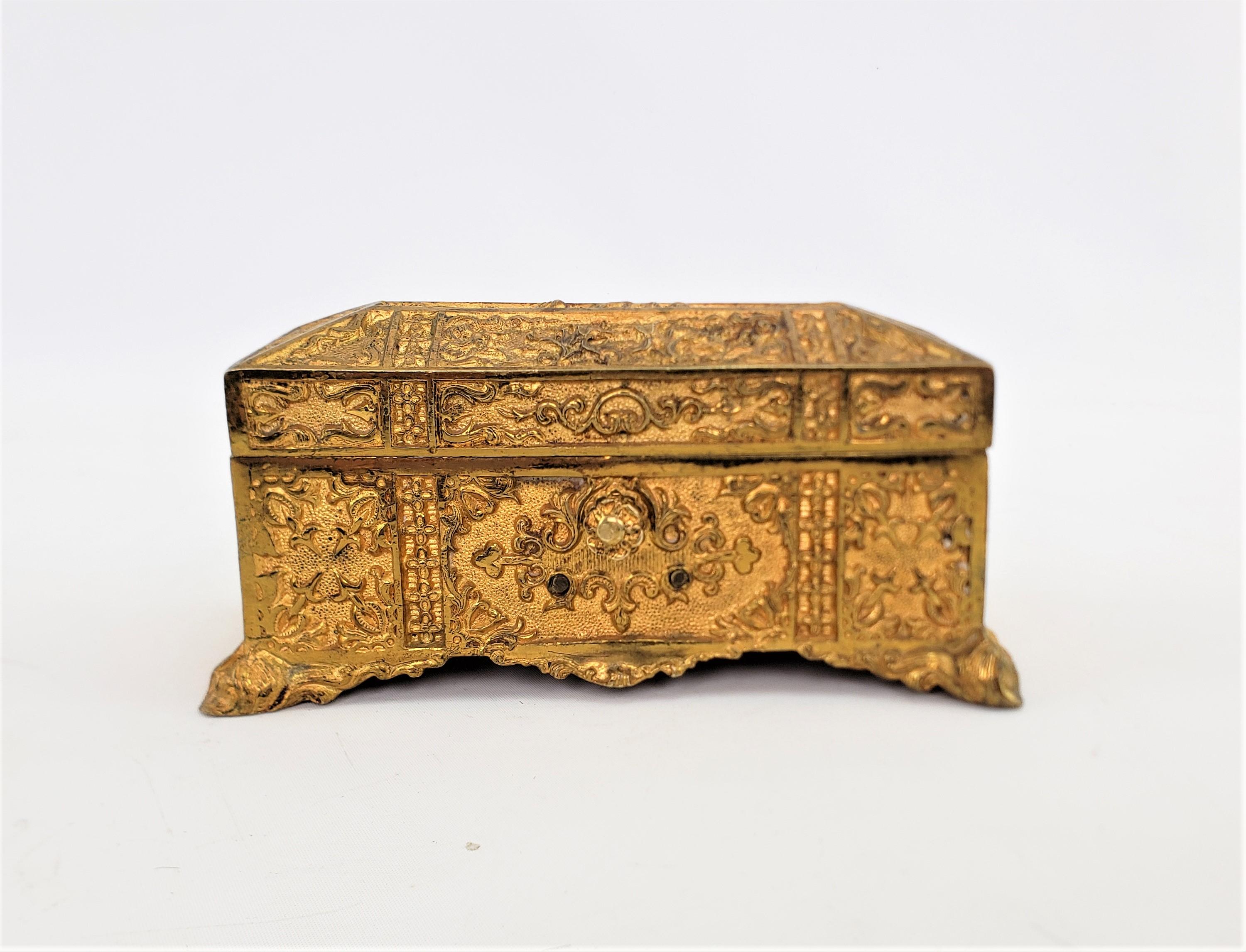 Antique Gilt Bronze Decorative Jewelry Box or Casket with Floral Decoration For Sale 2