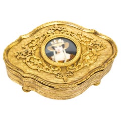 Antiguo cofre y miniatura de bronce dorado para joyas c.1870