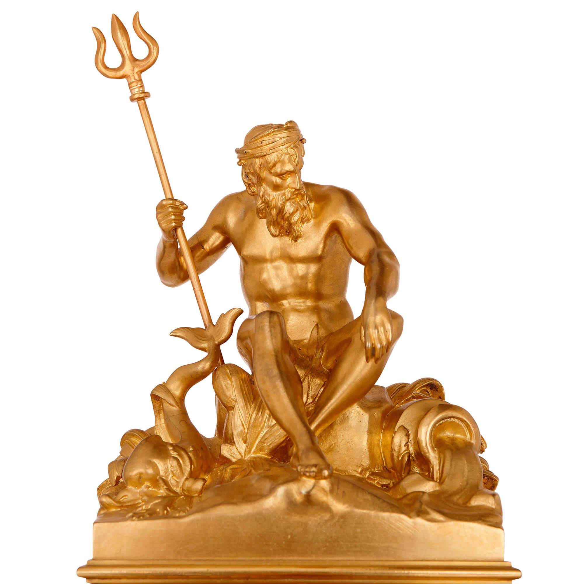Doré Pendule de cheminée ancienne en bronze doré de Sevin et Barbedienne en vente