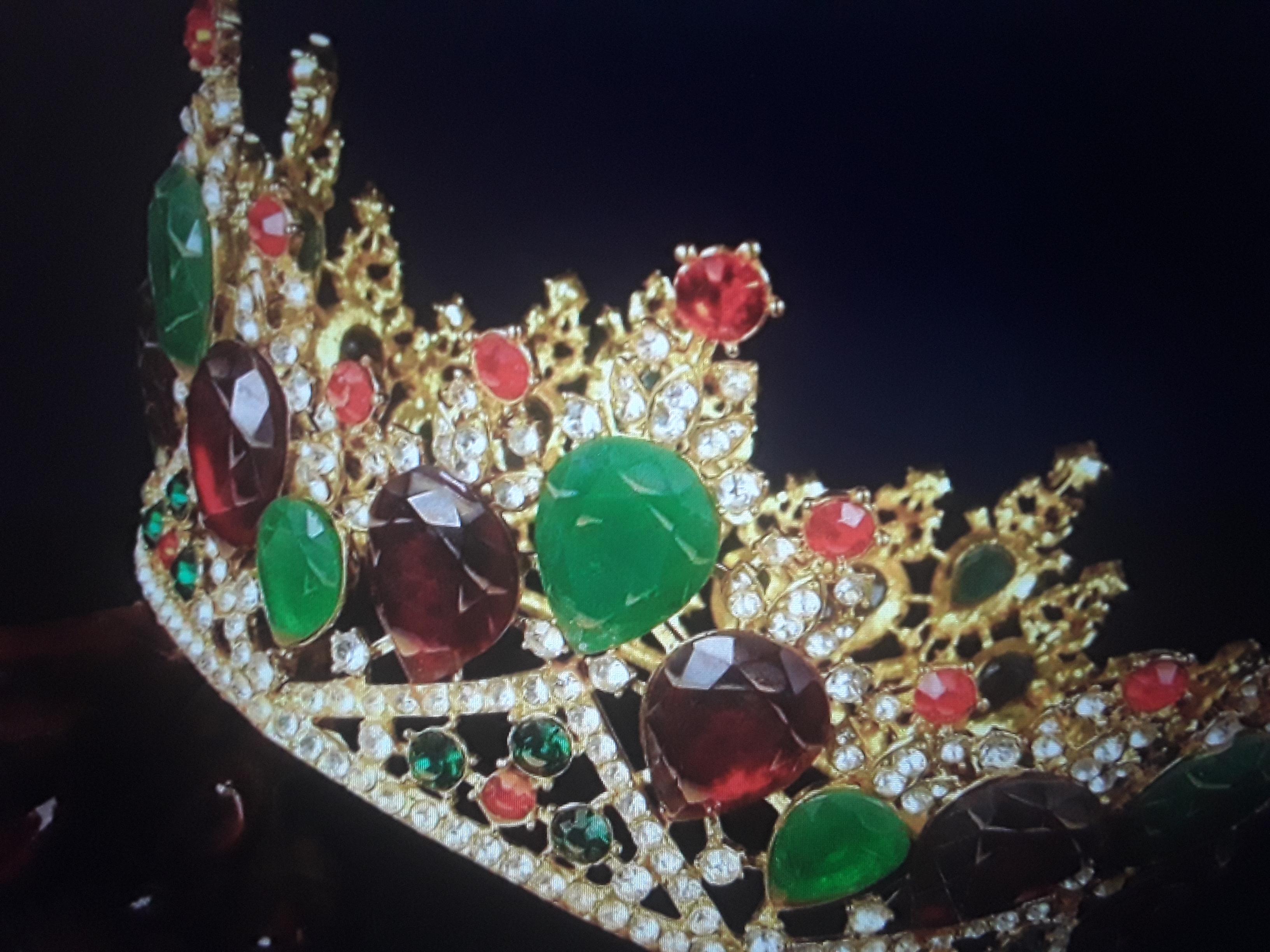 Tiara royale ancienne en bronze doré rouge avec bijoux verts - Pièce de collection/ Grande-Bretagne 1