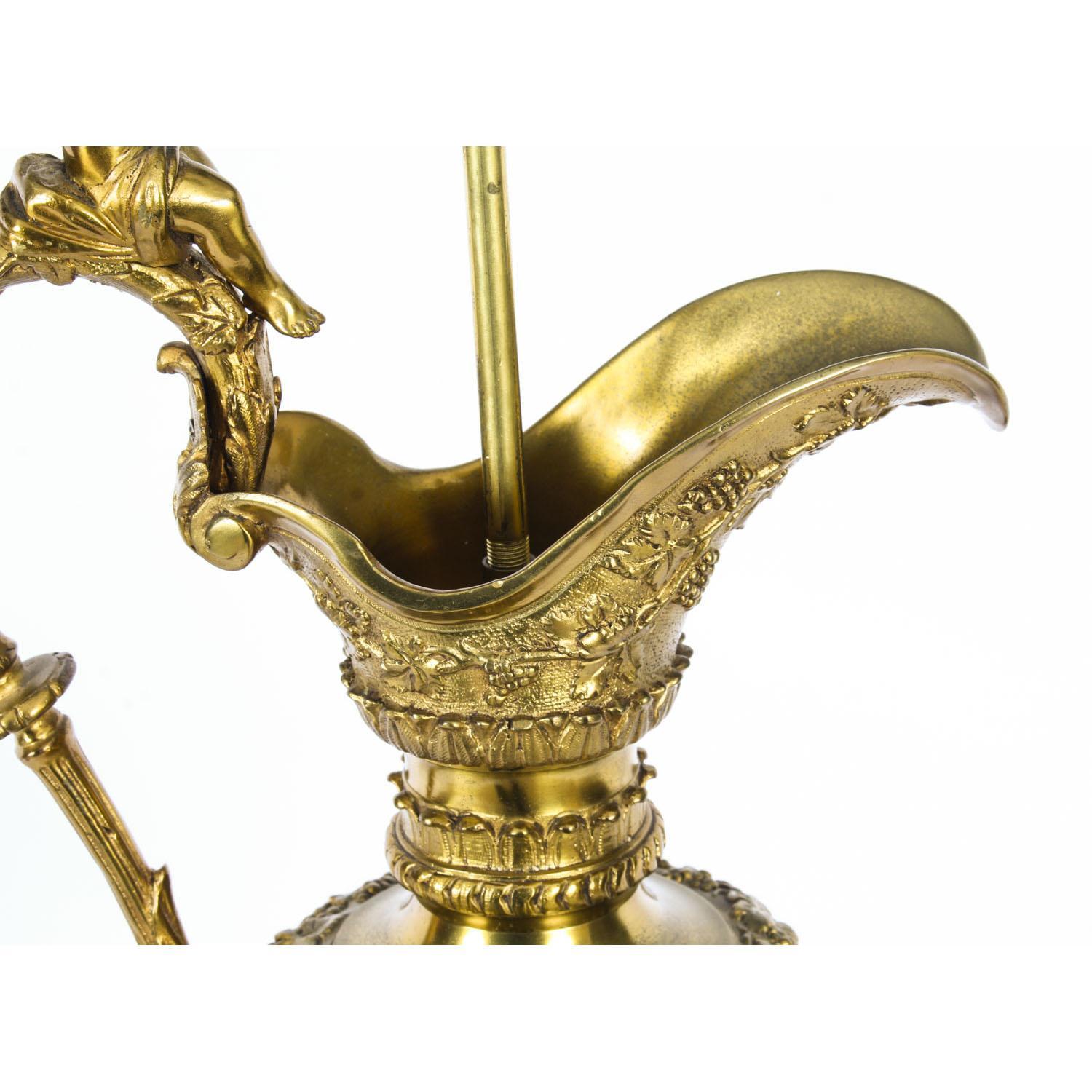 Lampe de table ancienne en bronze doré de style néo-Renaissance, XIXe siècle en vente 5