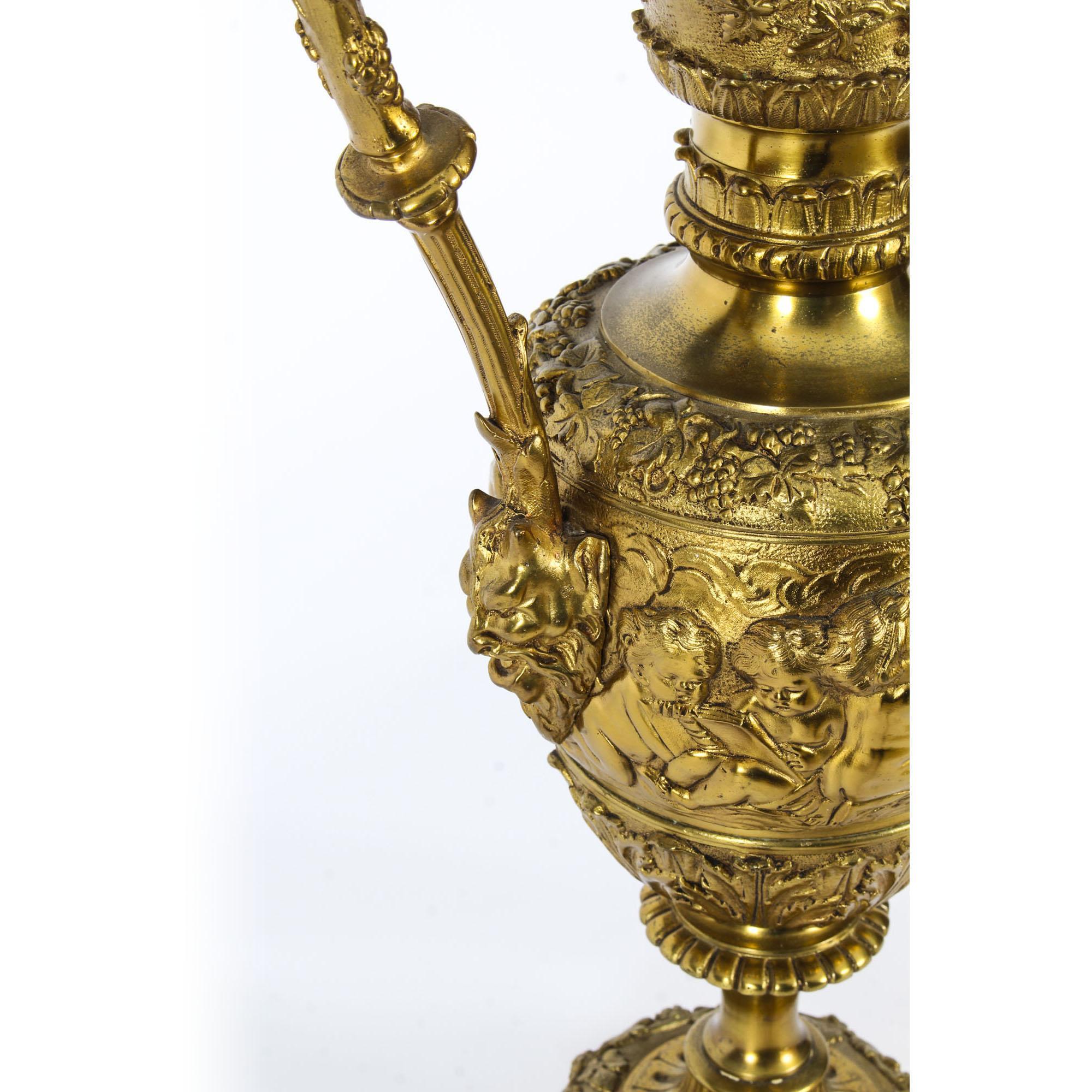 Lampe de table ancienne en bronze doré de style néo-Renaissance, XIXe siècle en vente 6