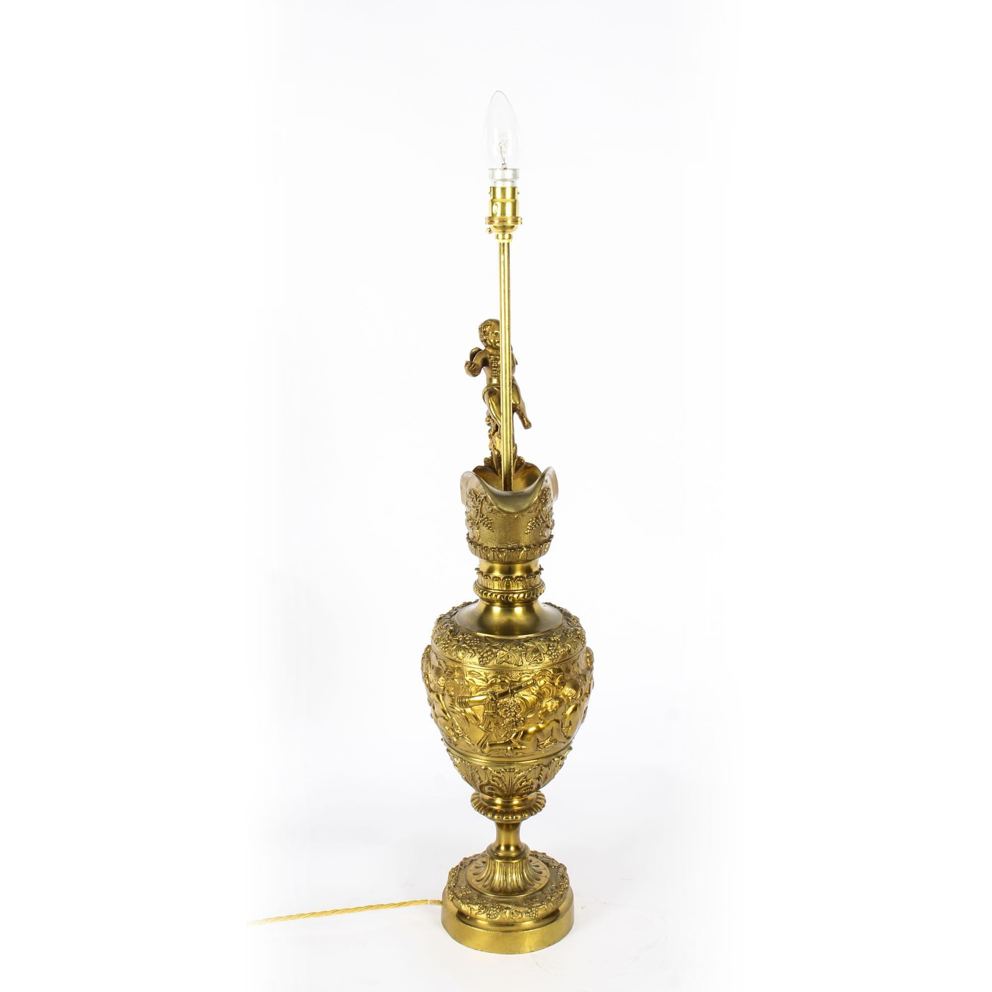Antique Gilt Bronze Renaissance Revival Table Lamp, 19th Century In Good Condition For Sale In London, GB