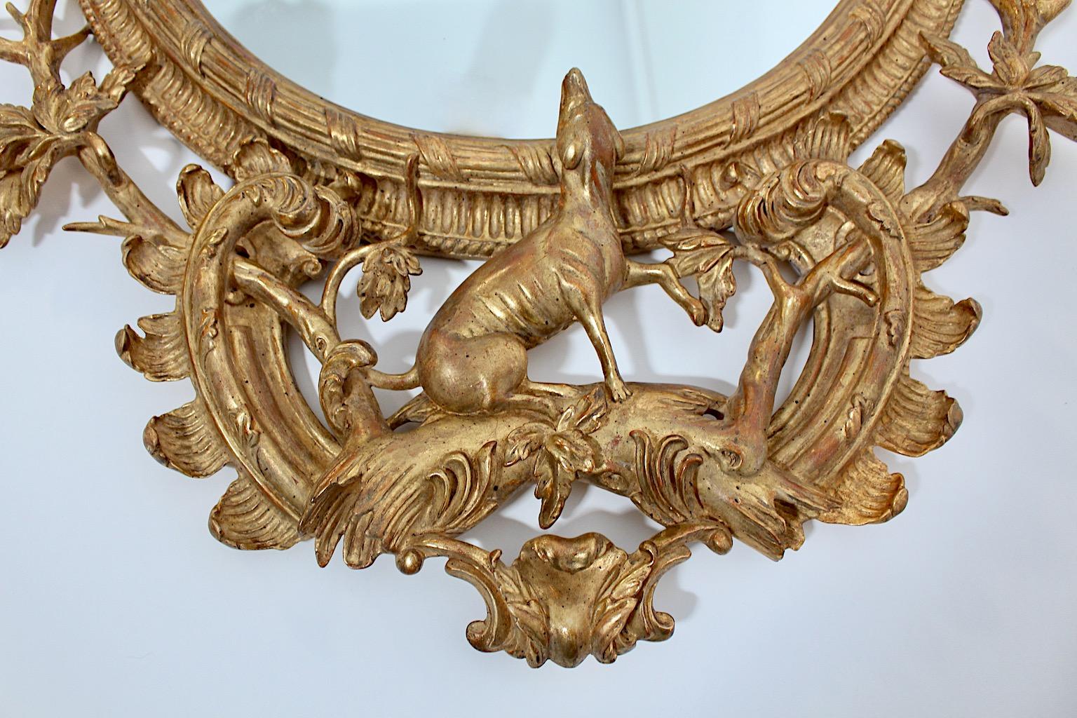 Miroir mural ancien en bois sculpté et doré de style Thomas Johnson vers 1830 en vente 7