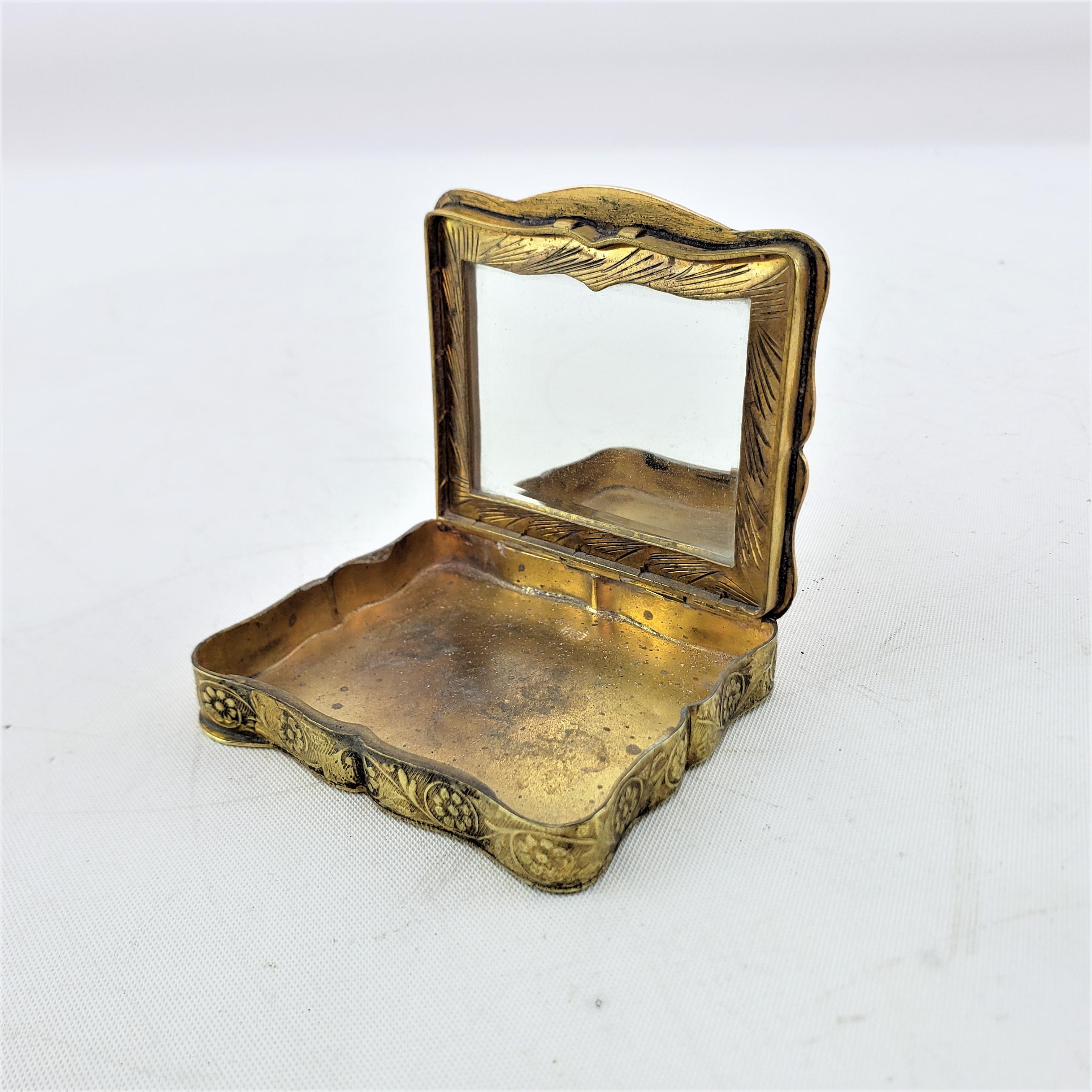 Antique Gilt Copper & Enamel Ladies Compac with Hand Painted Portrait In Good Condition For Sale In Hamilton, Ontario