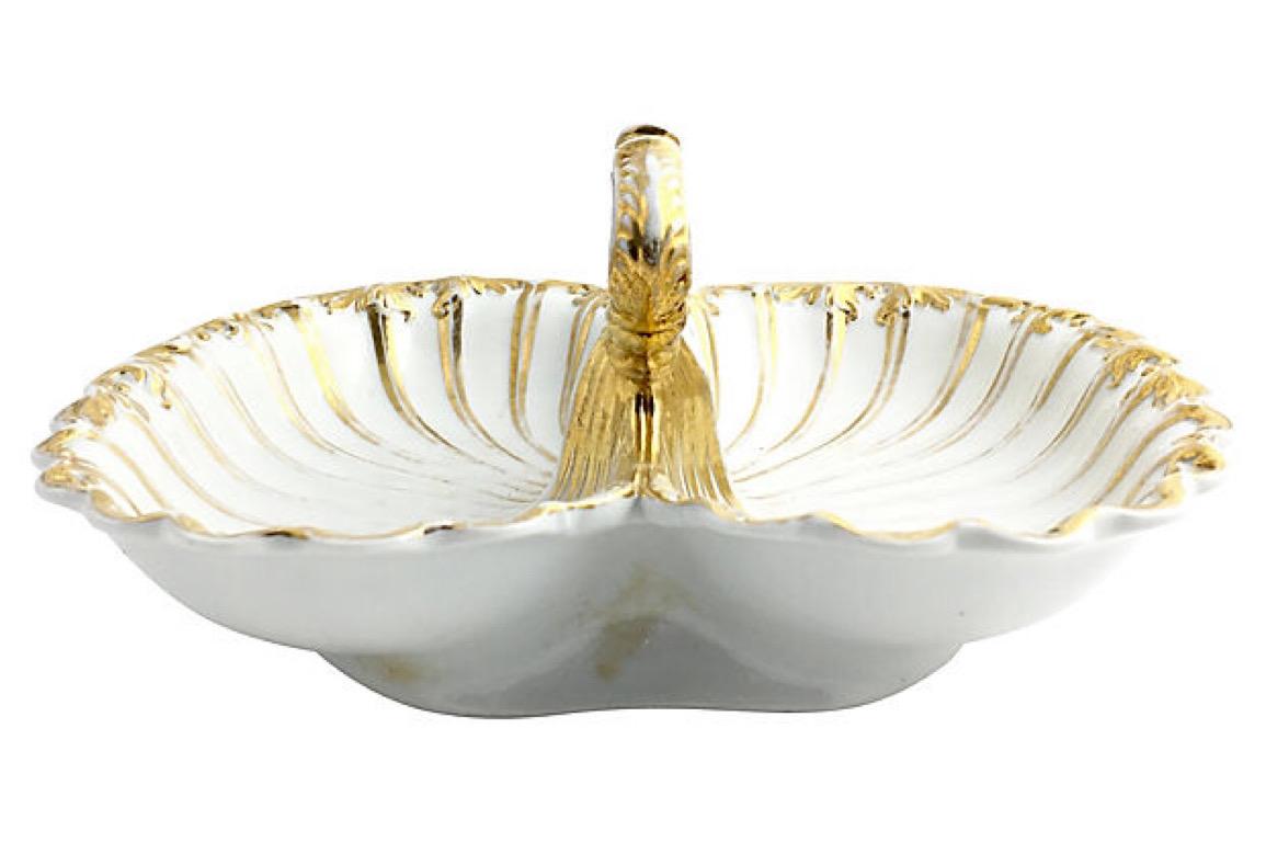 Antique Gilt Divided Shell Serving Dish with Handle by Moabit In Good Condition For Sale In Miami Beach, FL