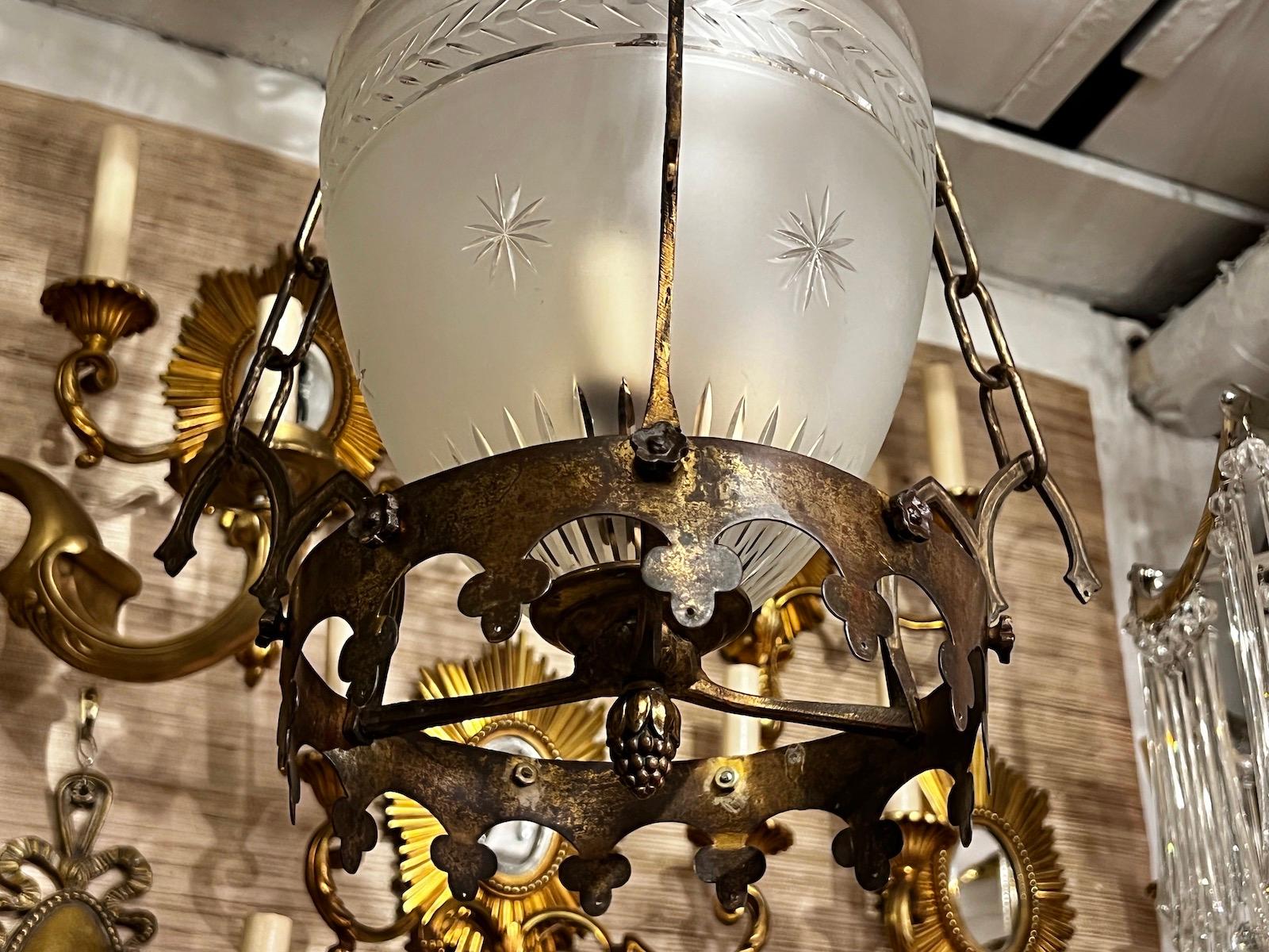 Antique Gilt Lantern with Etched Glass For Sale 3